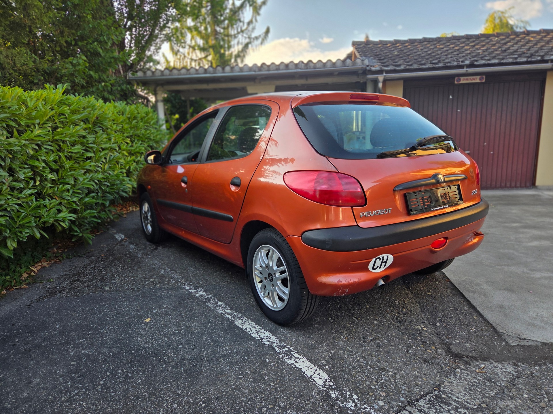 PEUGEOT 206 1.6 XT Premium-image-4