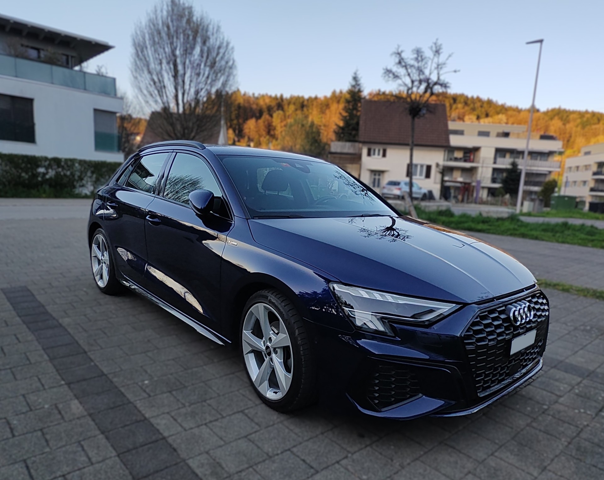 AUDI 1.5 35 TFSI S Line S-Tronic-image-1