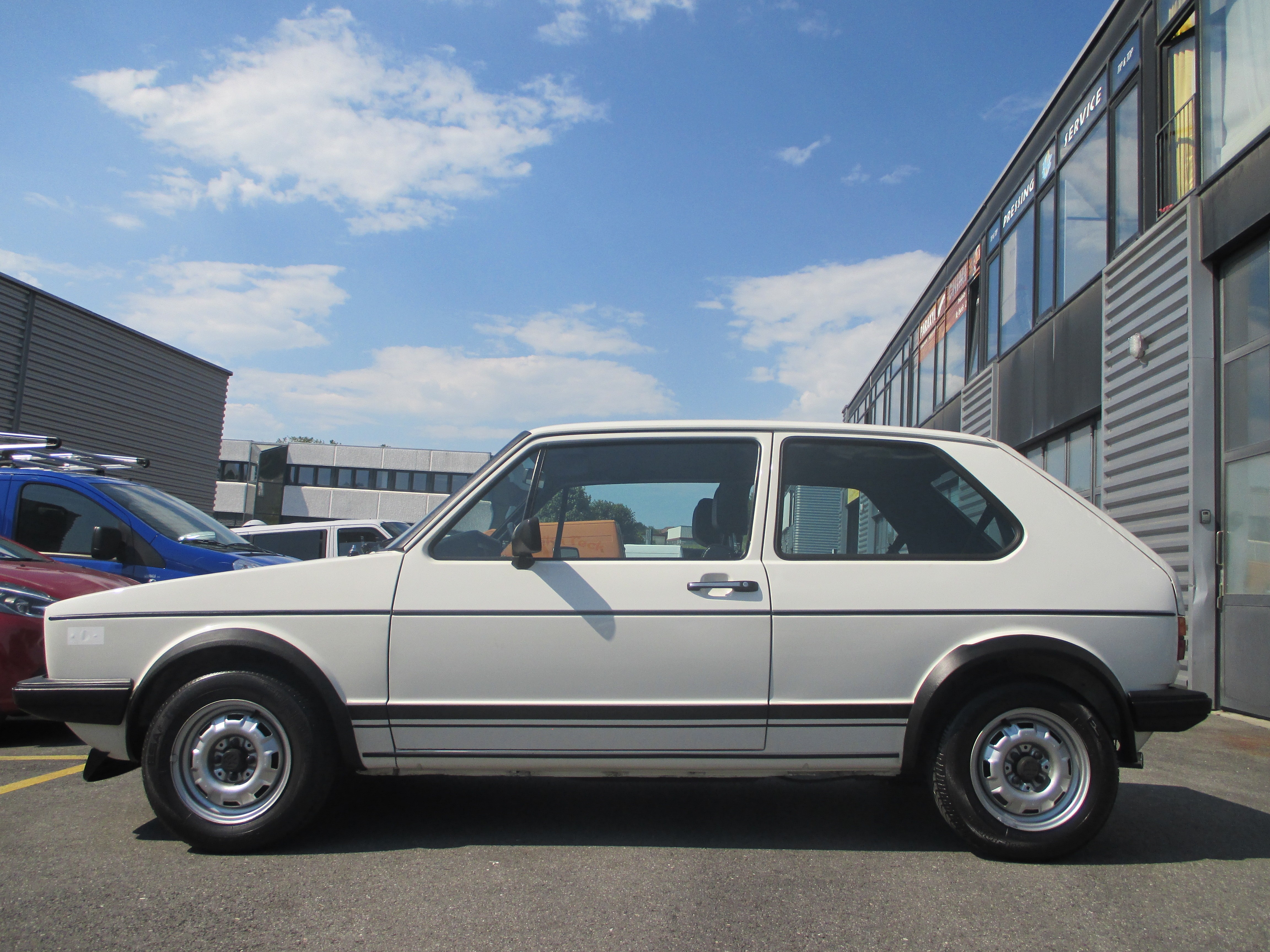 Car photo