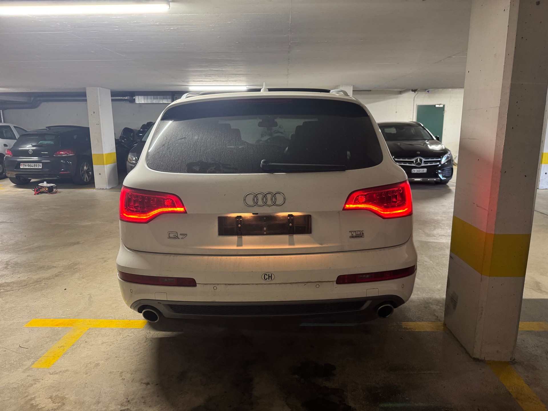 AUDI SUV-image-2