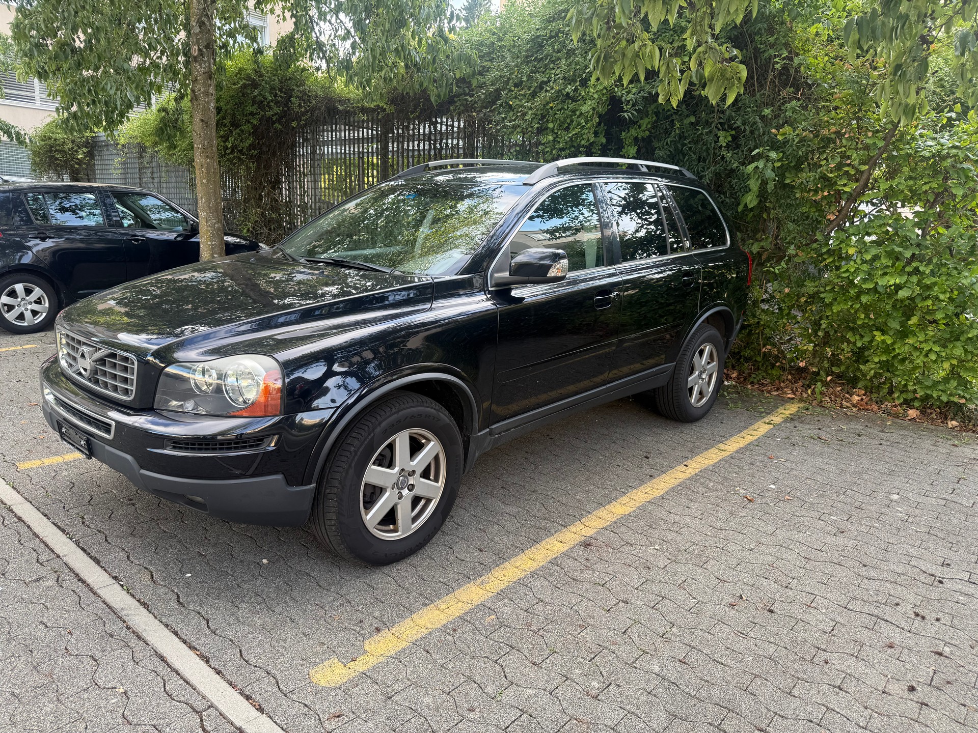 VOLVO XC90 2.5T AWD Momentum Geartronic
