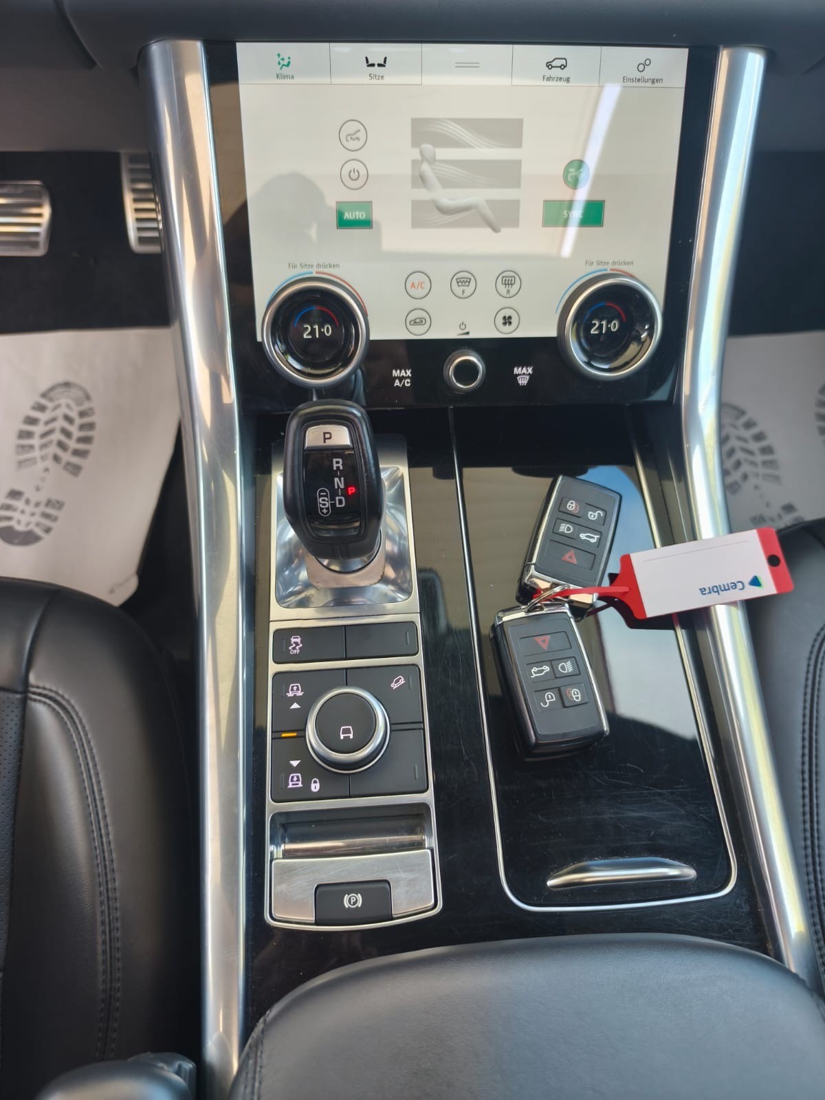 LAND ROVER Range Rover Sport D250 3.0D I6 MHEV HSE Silver Automatic-image-24