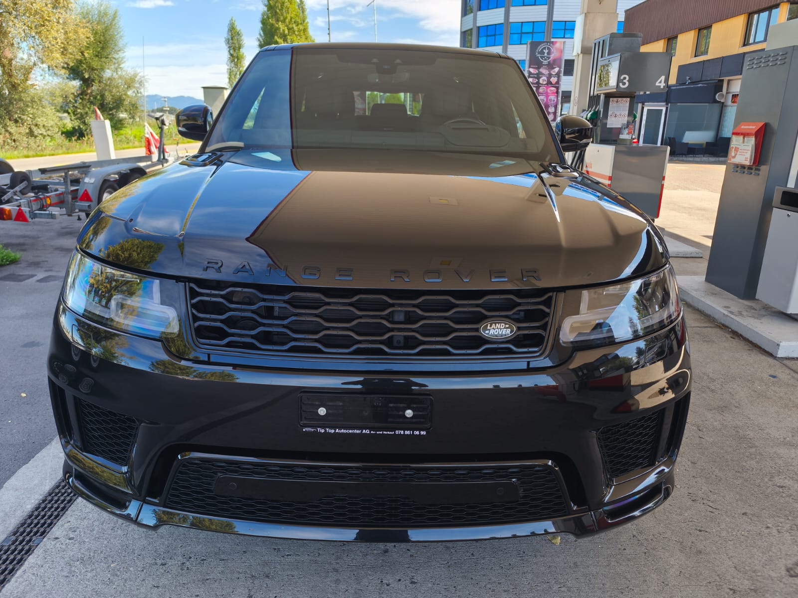 LAND ROVER Range Rover Sport D250 3.0D I6 MHEV HSE Silver Automatic-image-6