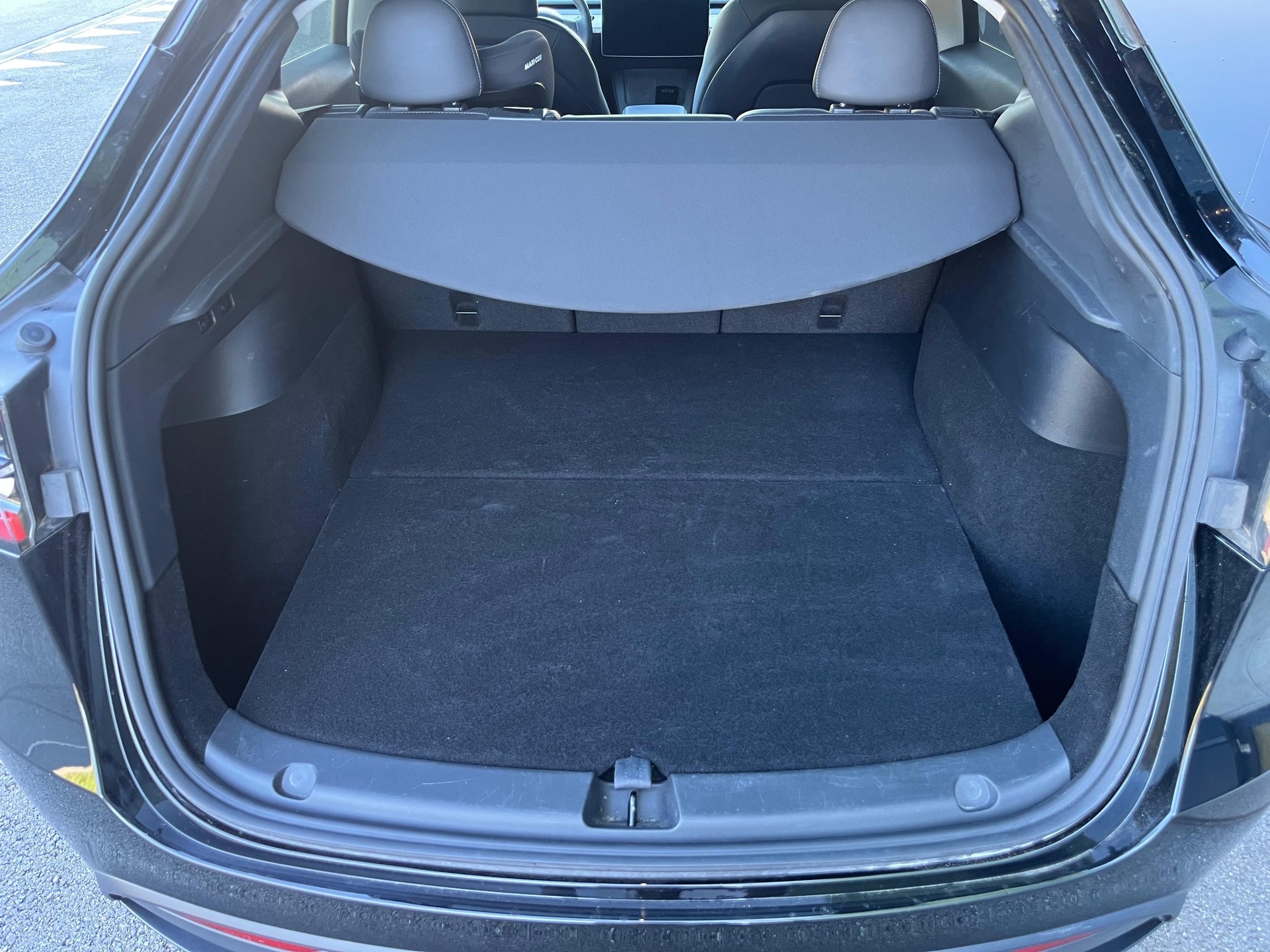 TESLA Model Y RWD-image-17
