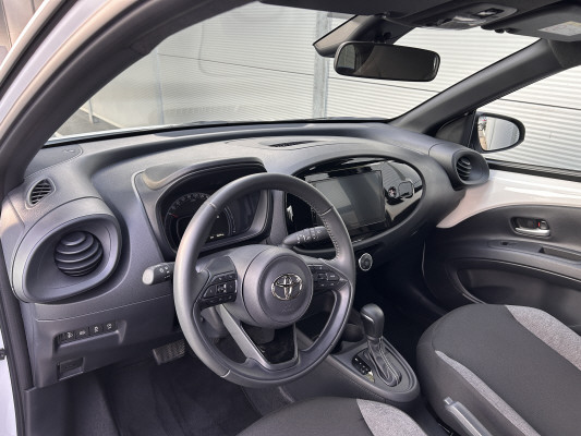 TOYOTA Aygo X1.0 VVT-i Comf. CVT-image-6