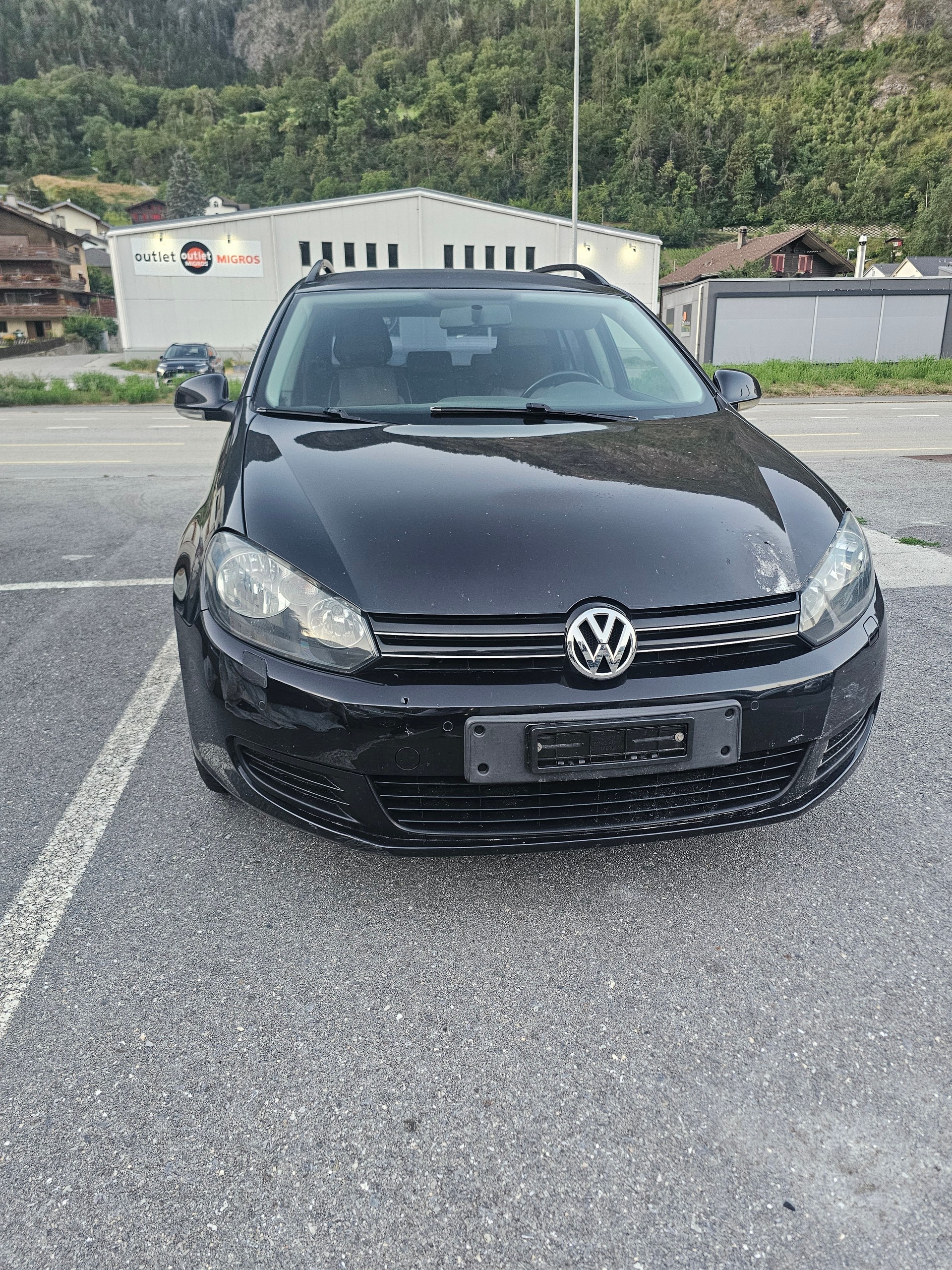 VW Golf Variant 1.4 TSI Highline-image-0