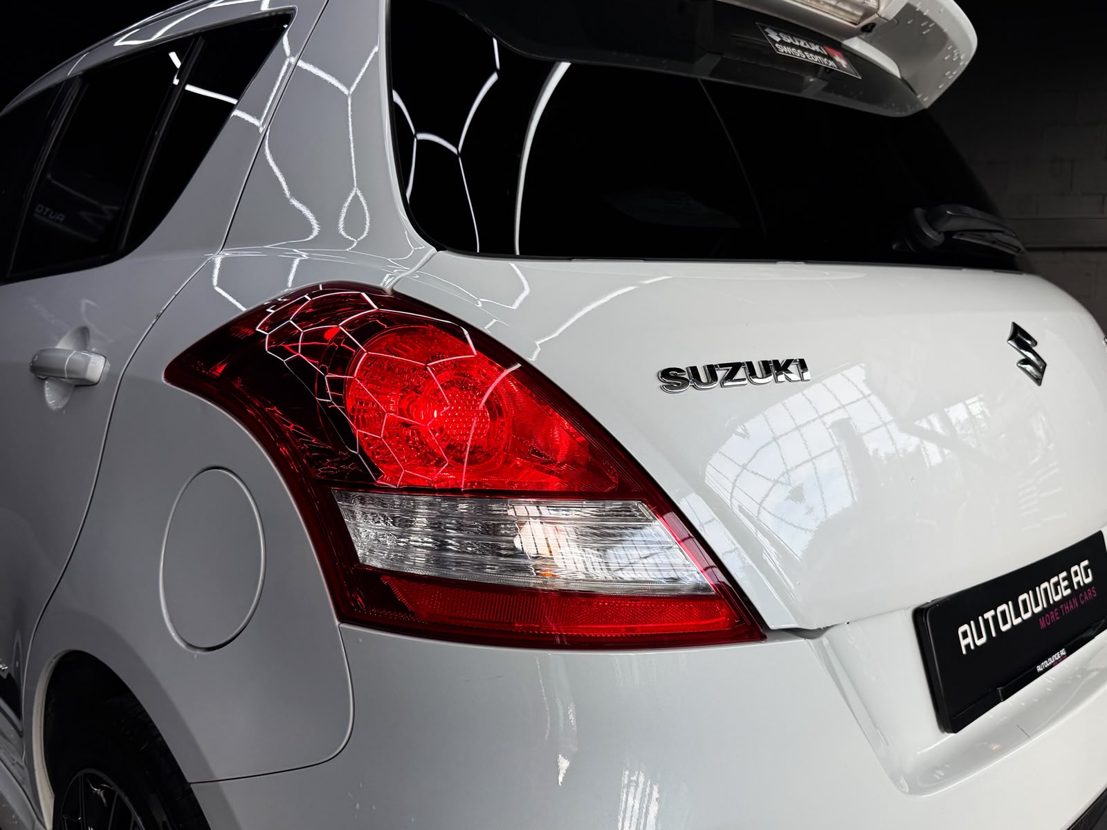 SUZUKI Swift 1.6i 16V Sport Sergio Cellano Top-image-8