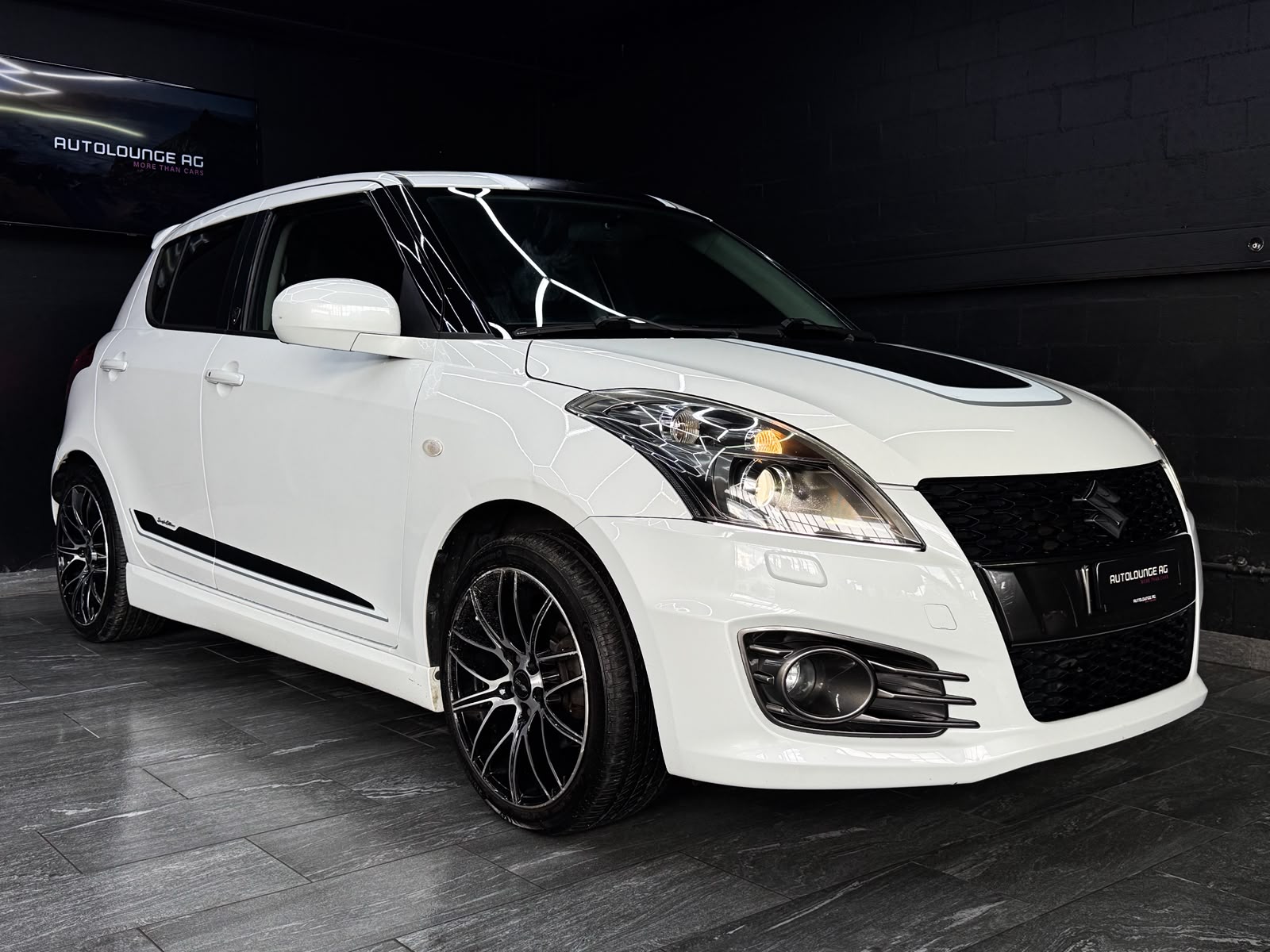 SUZUKI Swift 1.6i 16V Sport Sergio Cellano Top-image-2