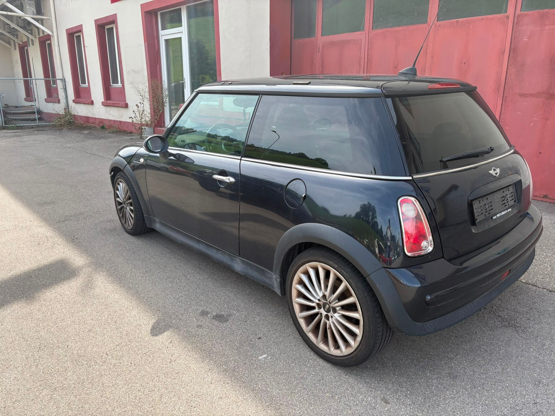 MINI One D-image-0