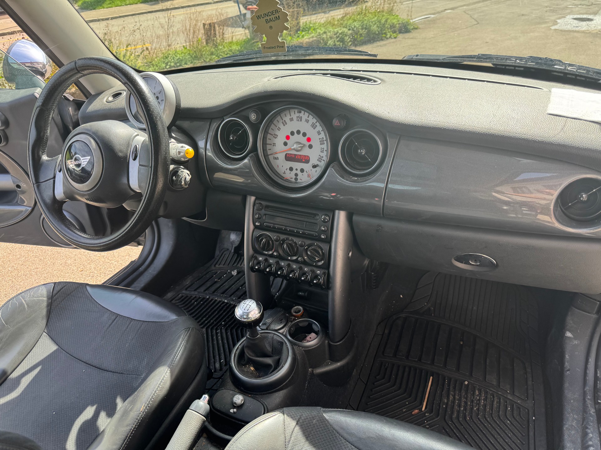 MINI One D-image-9