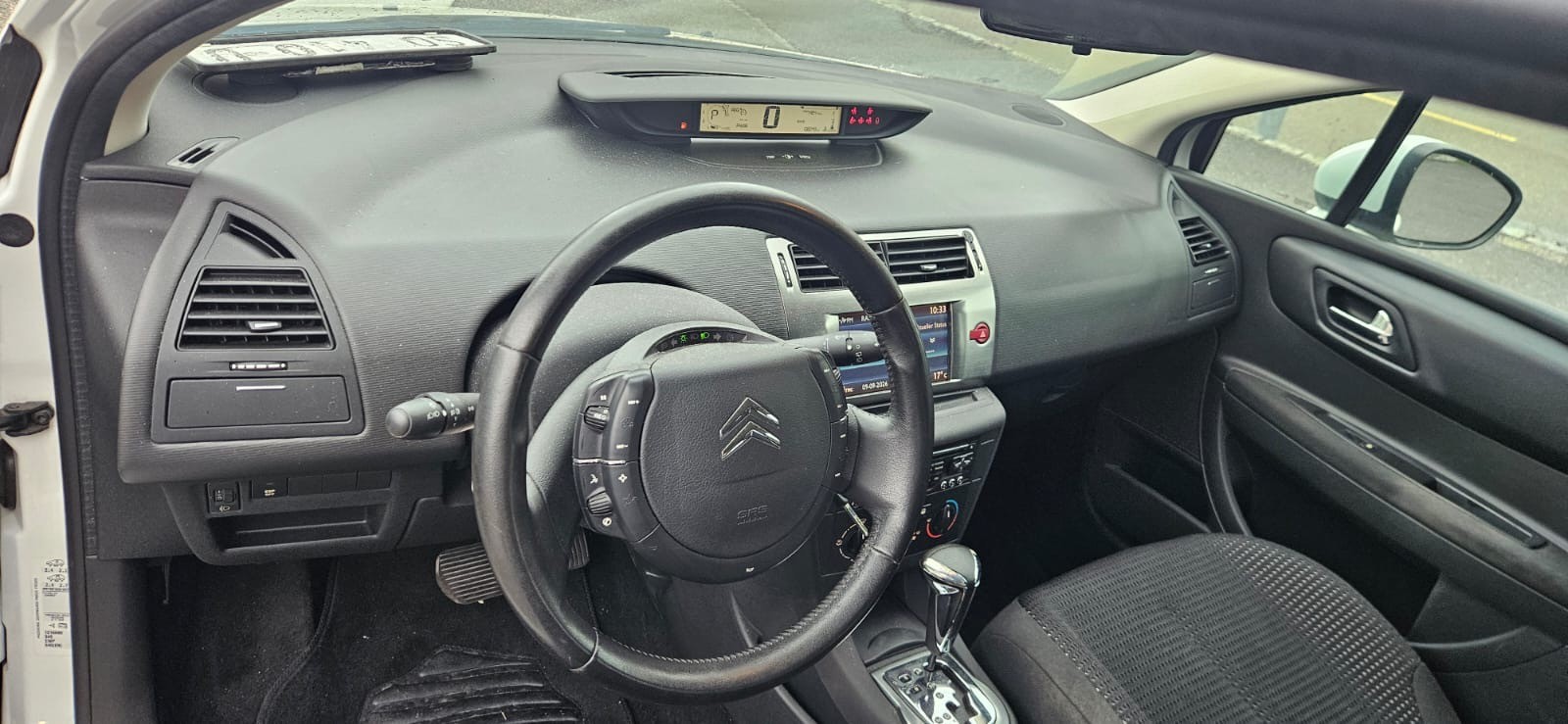 CITROEN C4 Berline 1.6i 16V VTR (Pack) Automatic-image-8