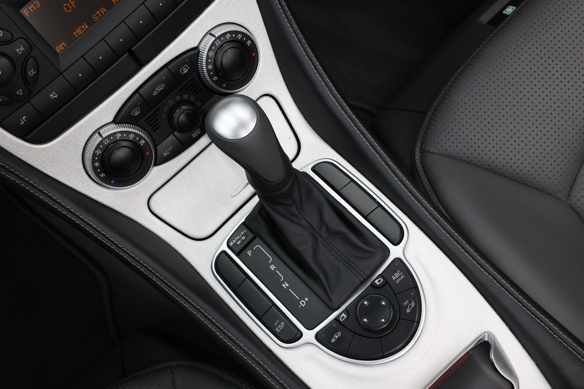 MERCEDES-BENZ SL 55 AMG Automatic-image-28