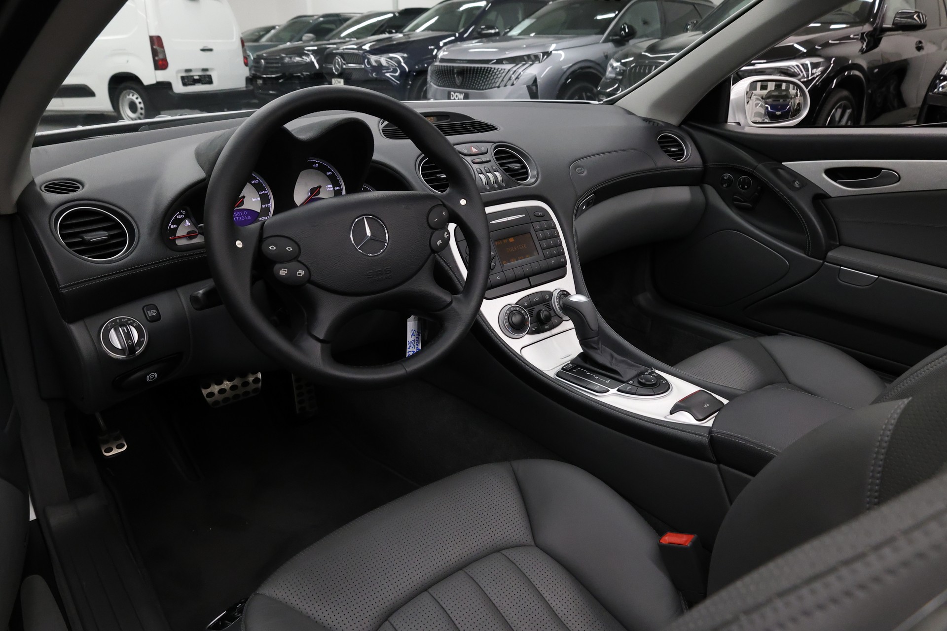 MERCEDES-BENZ SL 55 AMG Automatic-image-23