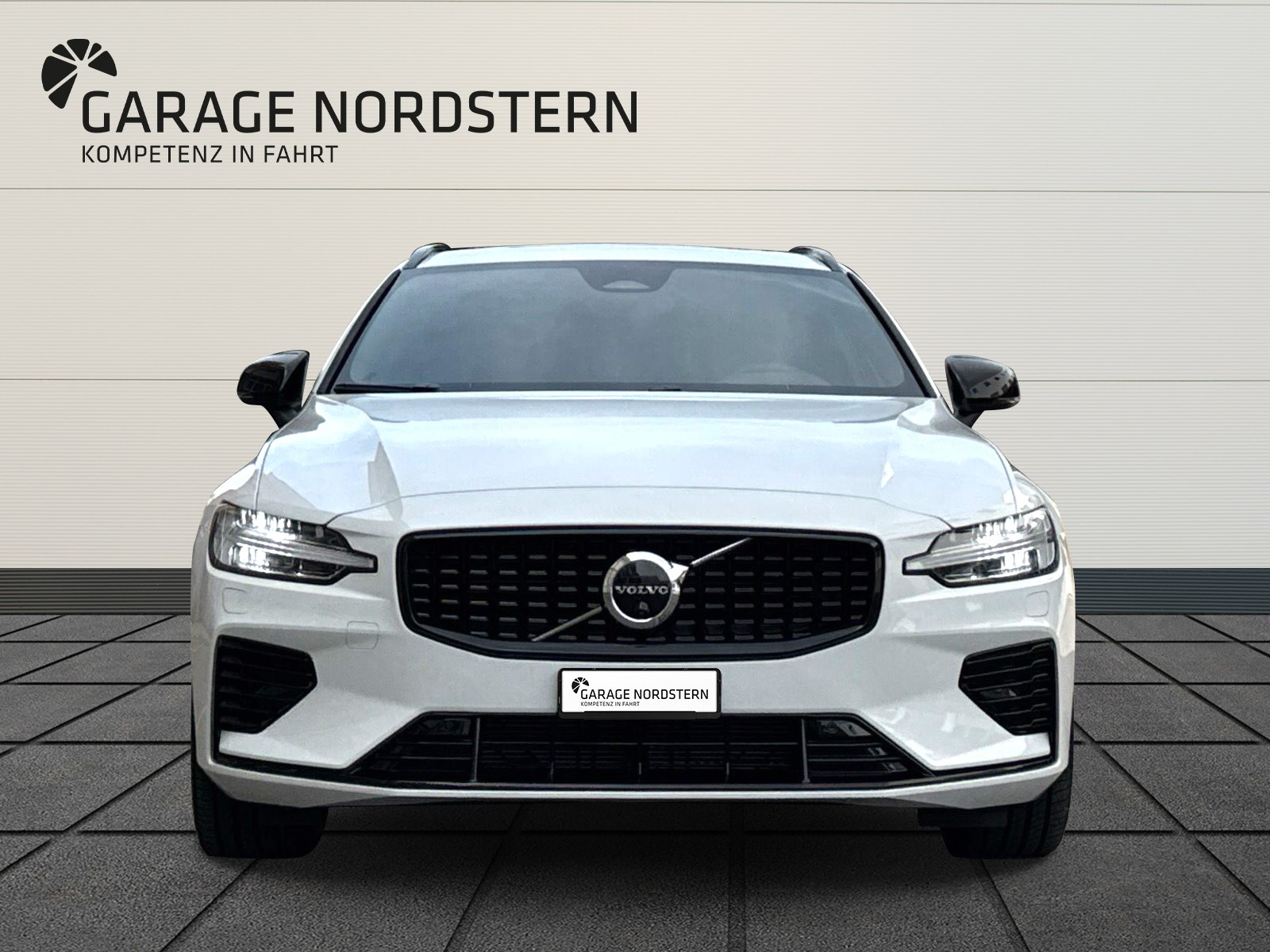 VOLVO V60 2.0 T6 TE Ultra Dark eAWD-image-4