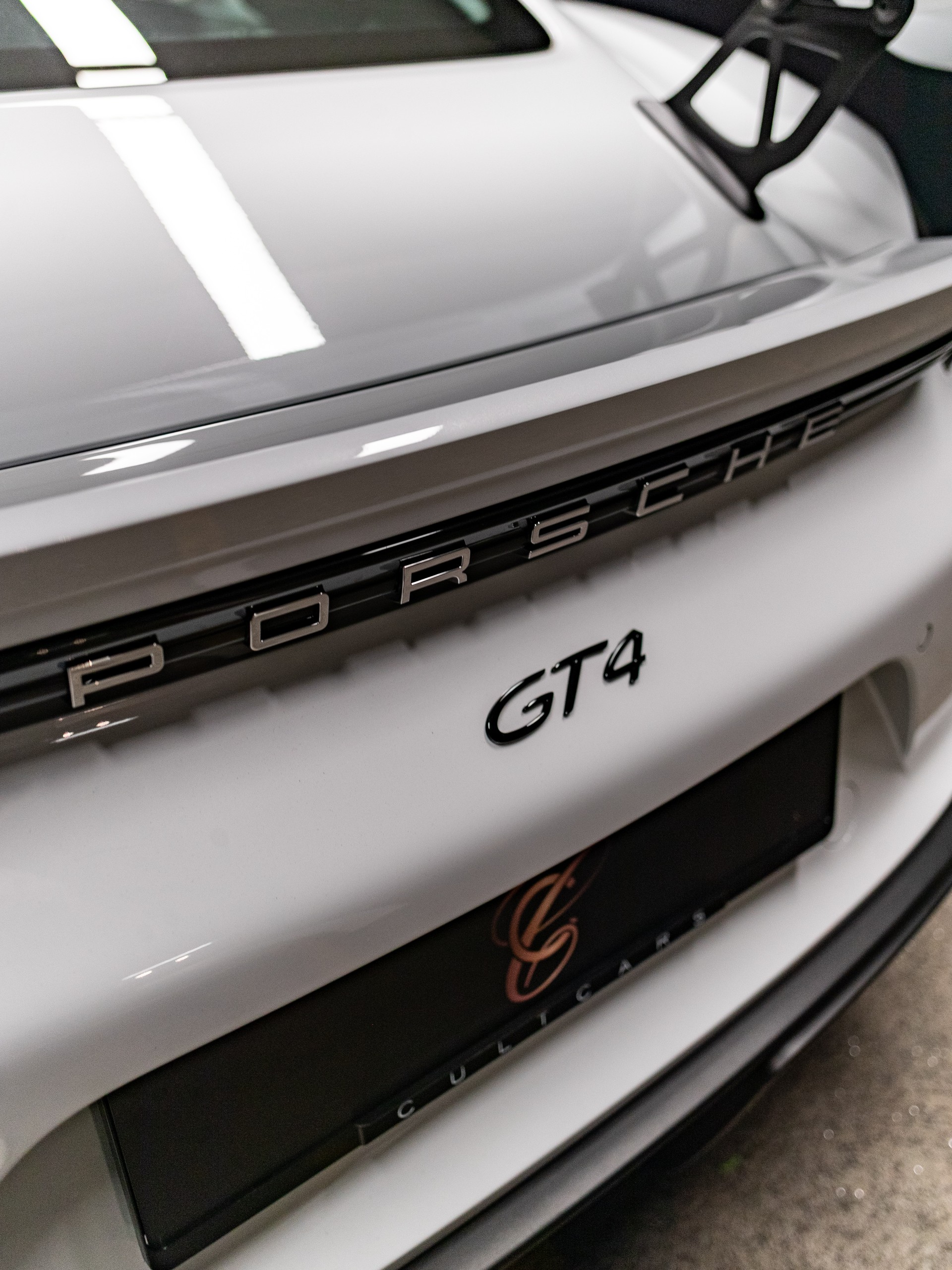 PORSCHE 718 Cayman GT4 PDK-image-22