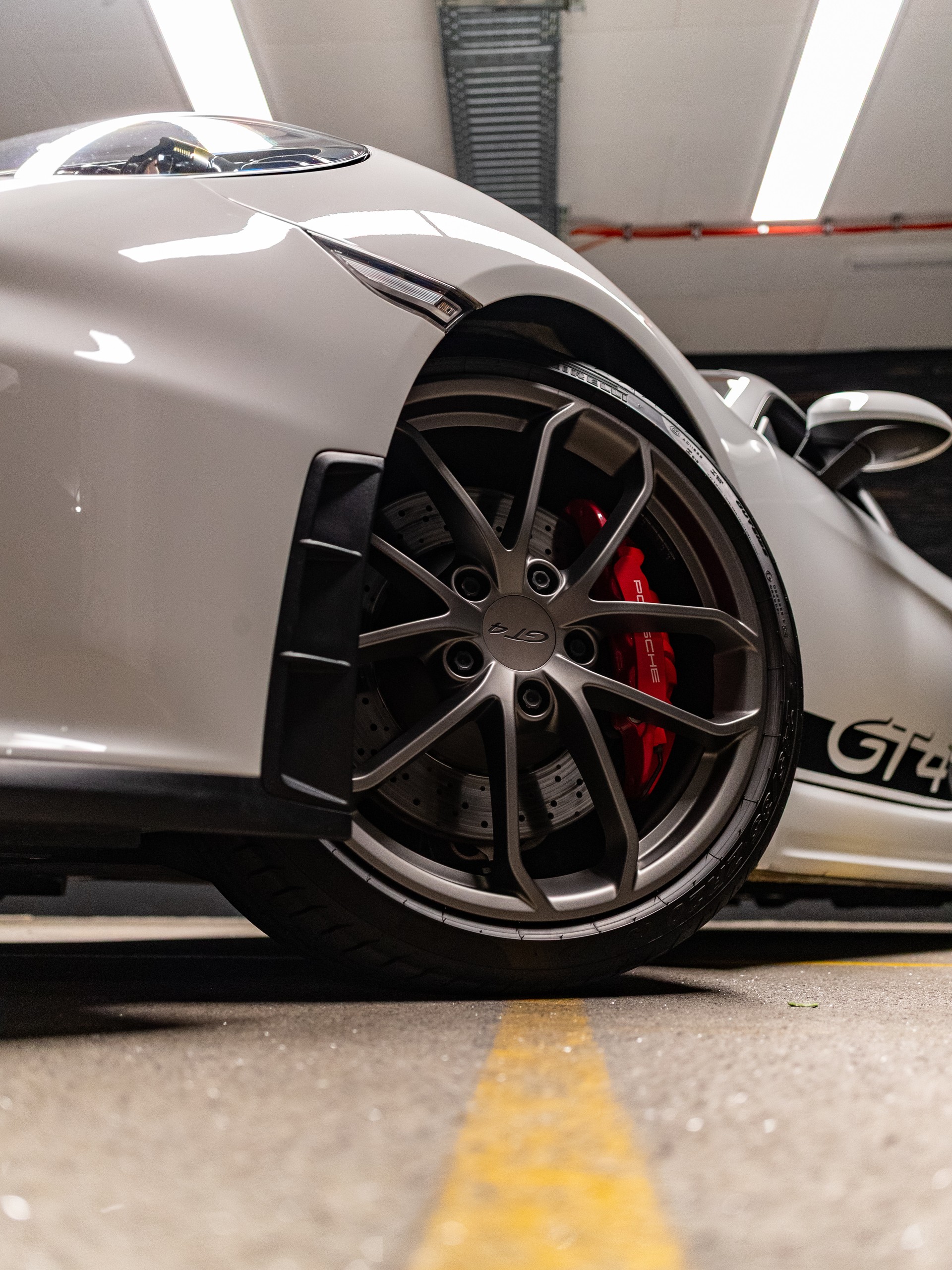 PORSCHE 718 Cayman GT4 PDK-image-10