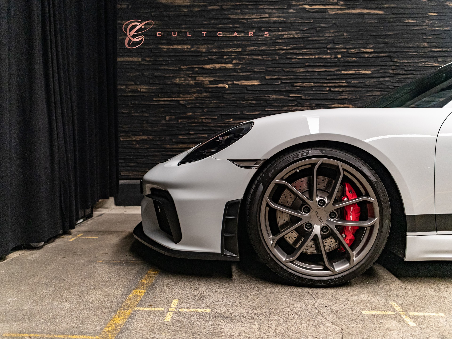 PORSCHE 718 Cayman GT4 PDK-image-4