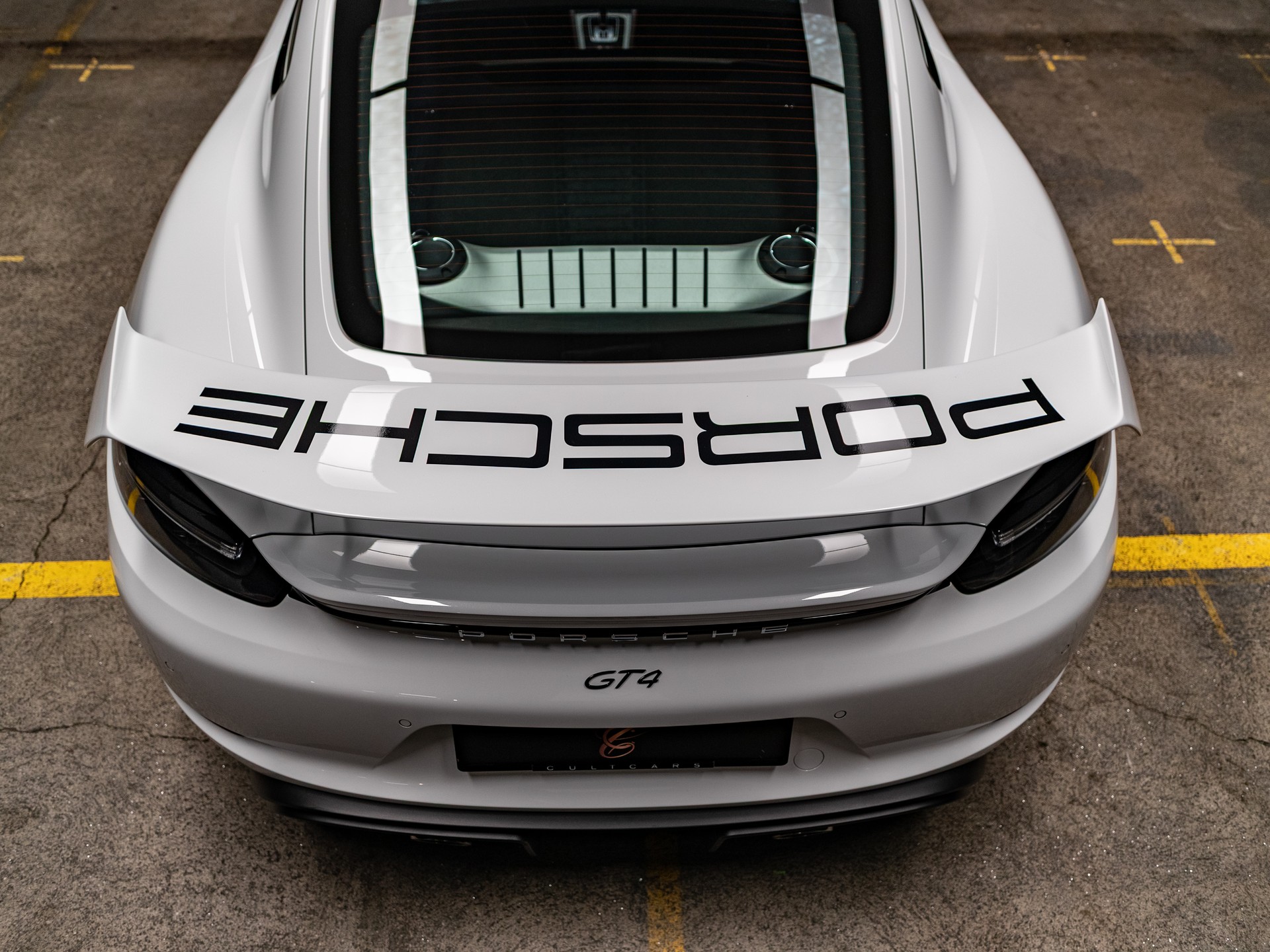 PORSCHE 718 Cayman GT4 PDK-image-23