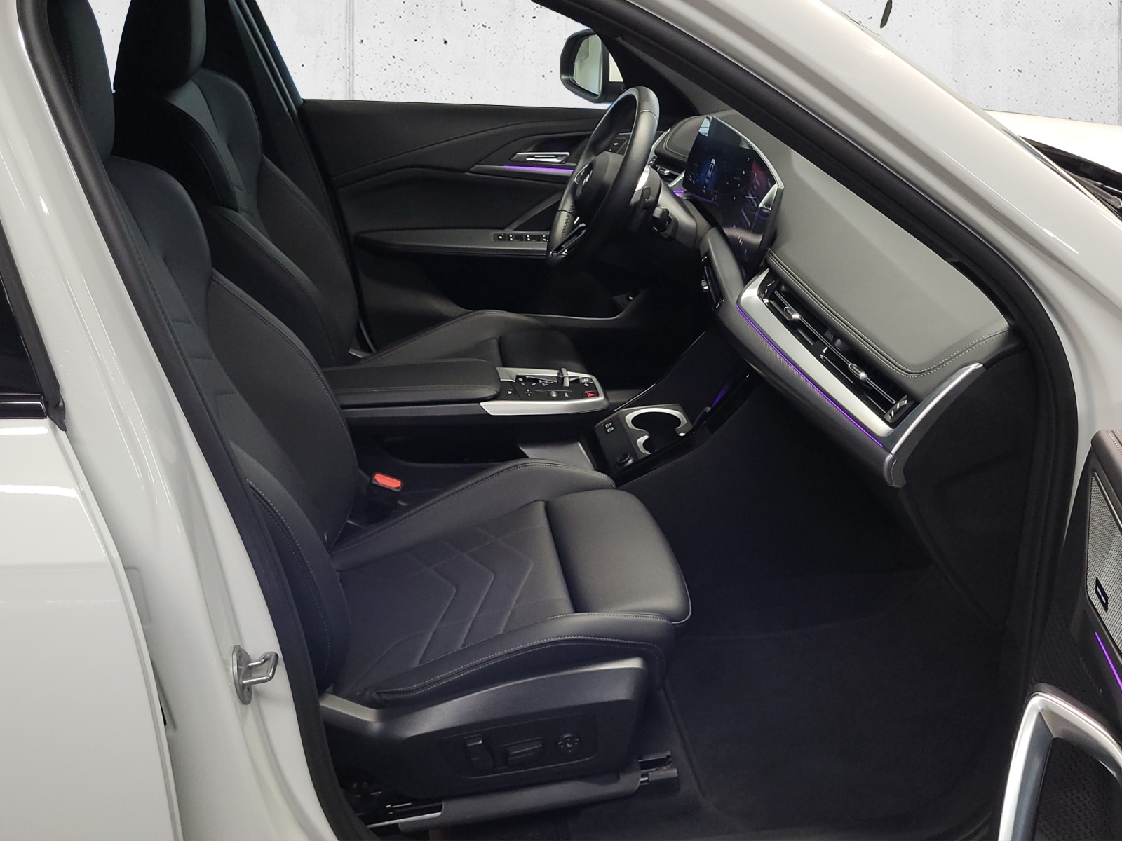 BMW X1 xDrive 23i 48V M Sport-image-14