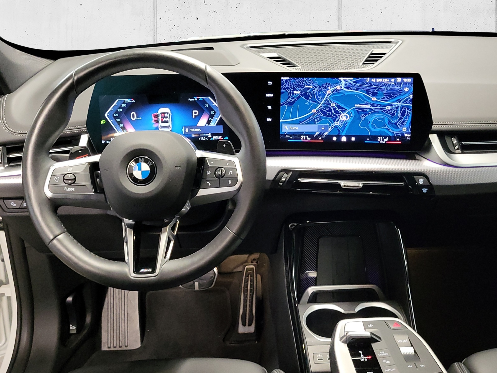BMW X1 xDrive 23i 48V M Sport-image-12