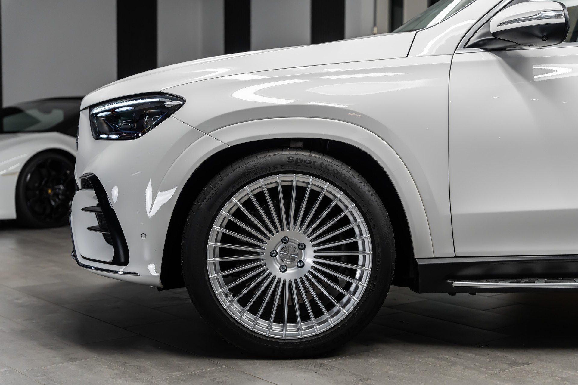 MERCEDES-BENZ GLE 450 4Matic 9G-Tronic *Facelift*7-Plätzer*Panorama*22"Alu*-image-3