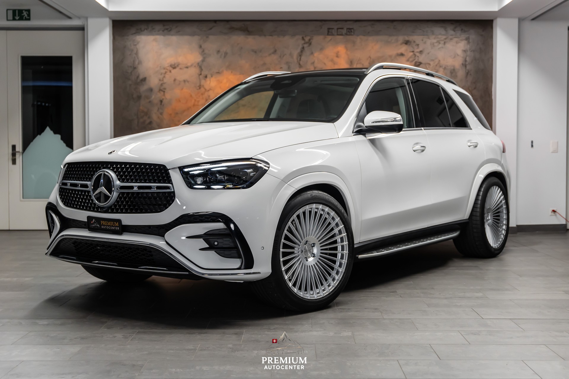 MERCEDES-BENZ GLE 450 4Matic 9G-Tronic *Facelift*7-Plätzer*Panorama*22"Alu*-image-0