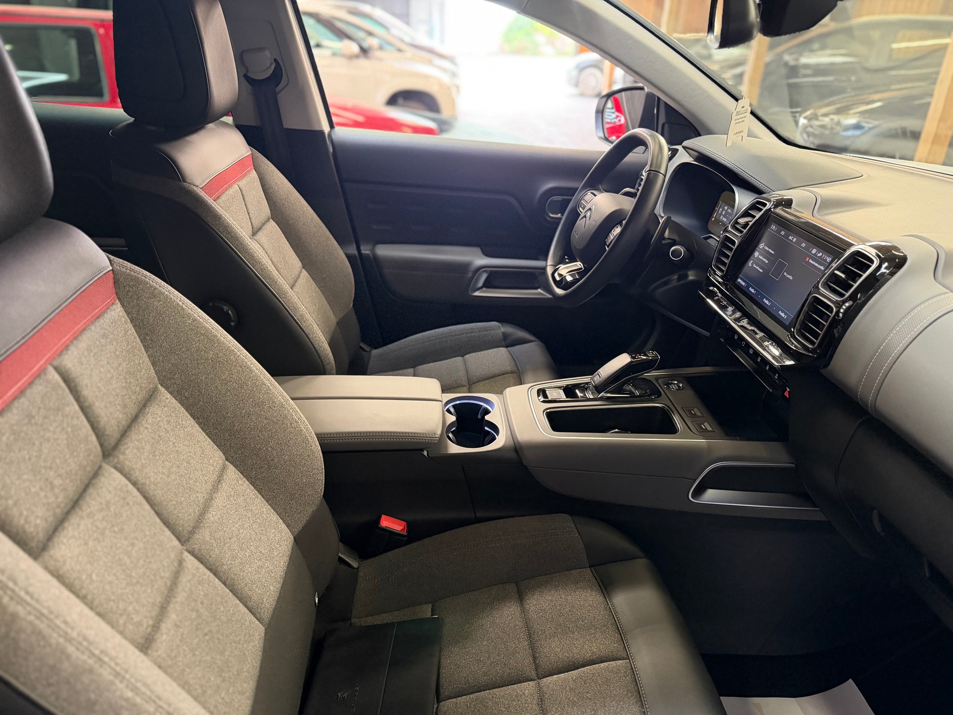 CITROEN C5 Aircross 1.5 BlueHD Feel Pack EAT8-image-12