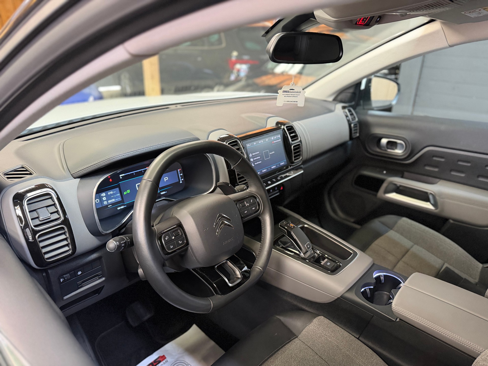 CITROEN C5 Aircross 1.5 BlueHD Feel Pack EAT8-image-9