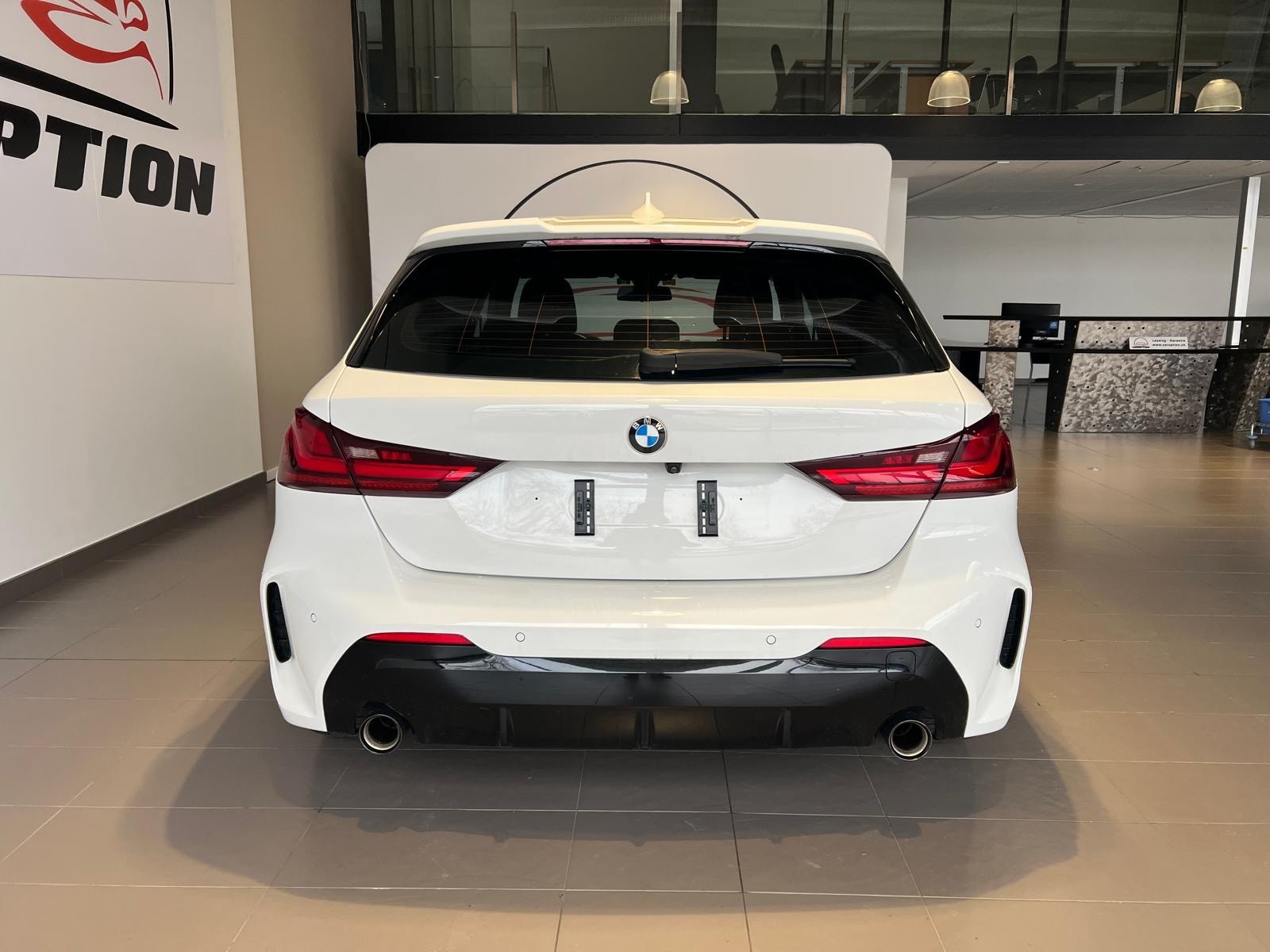 BMW 118d Steptronic M Sport-image-8