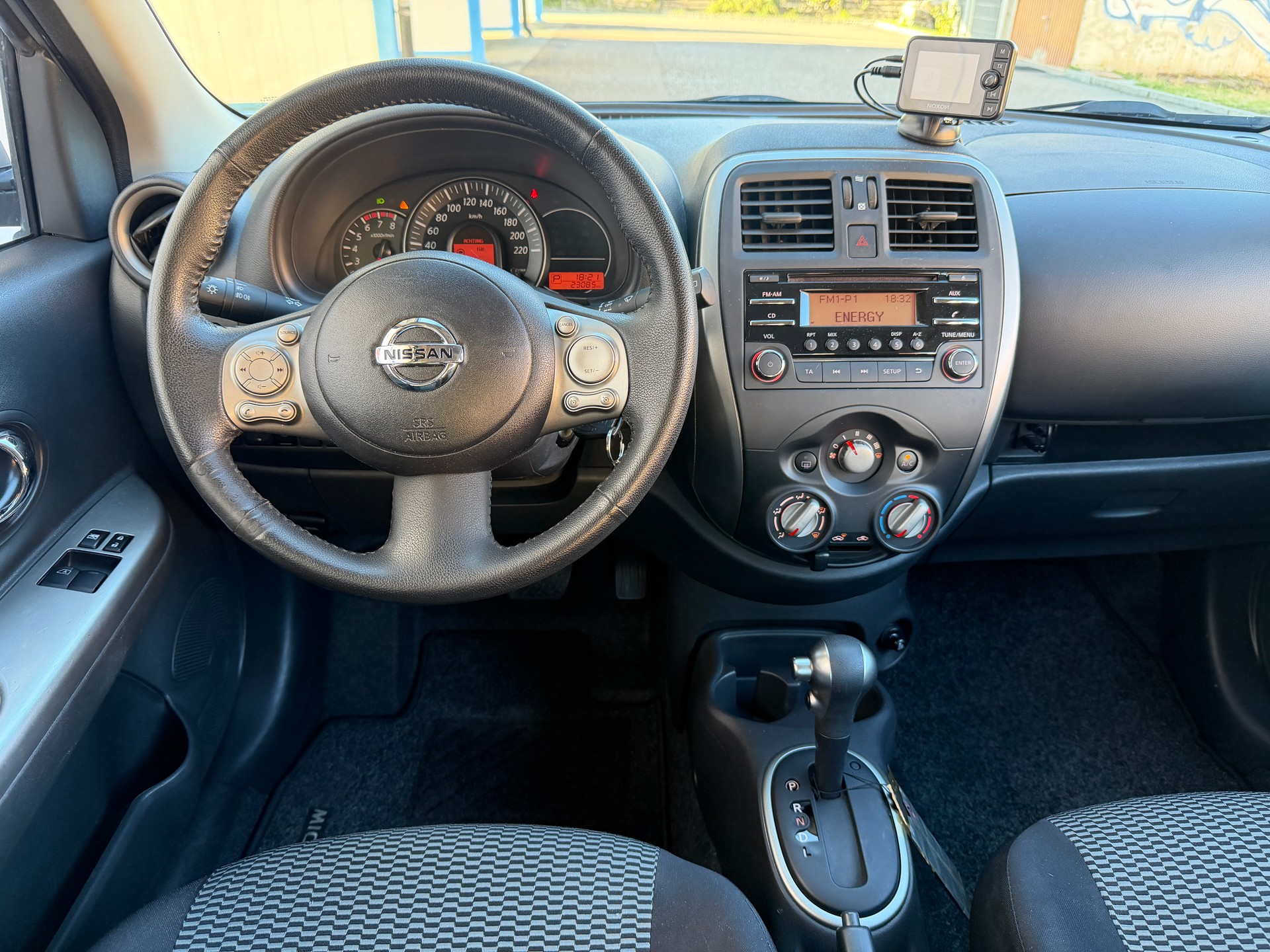 NISSAN Micra 1.2 DIG-S acenta CVT-image-1