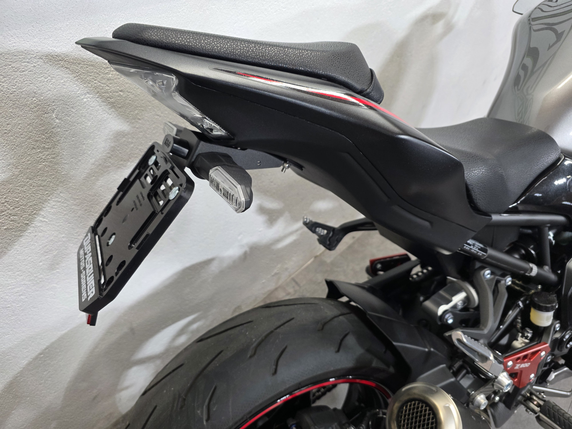 KAWASAKI Z 900-image-4