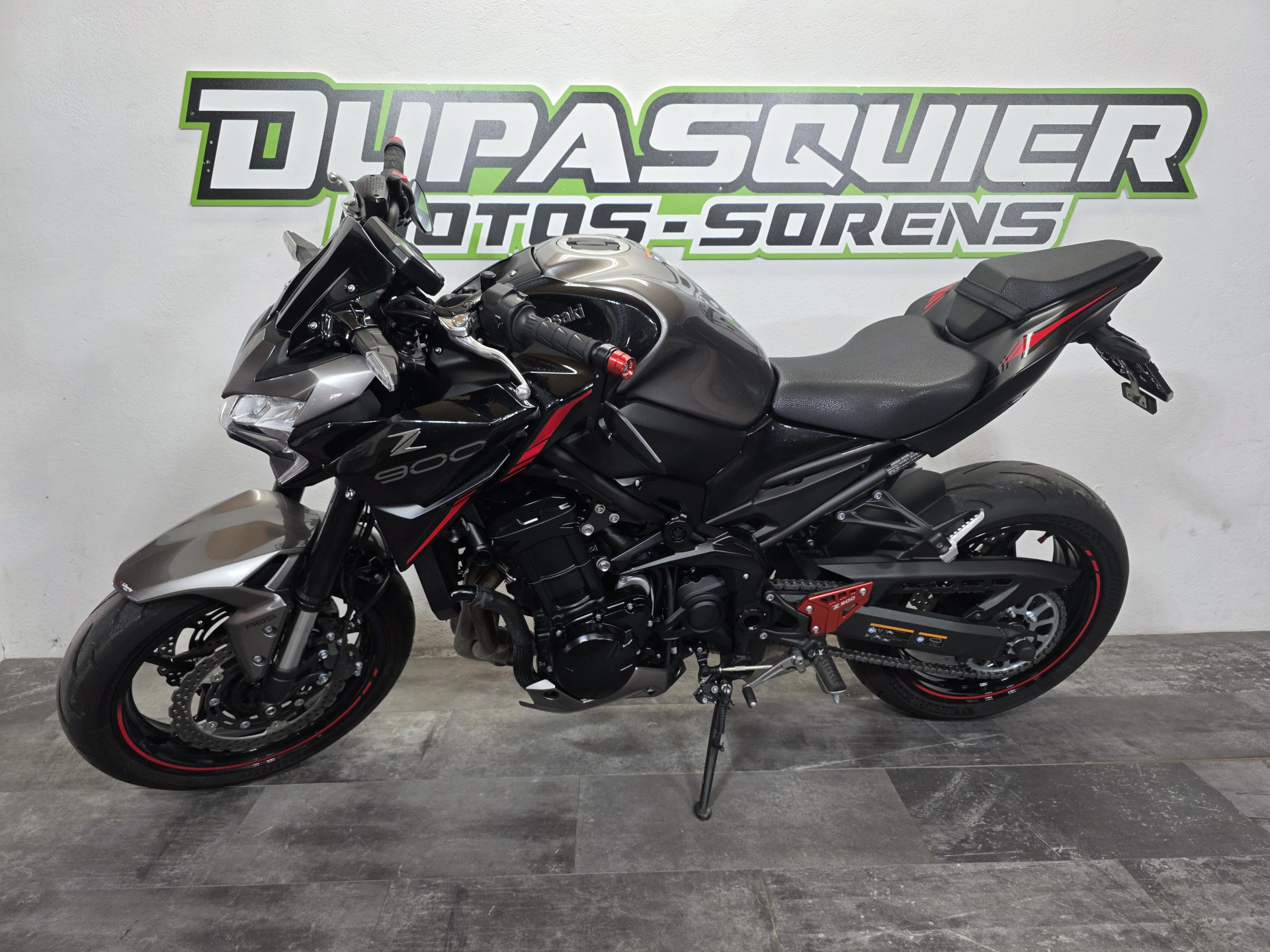 KAWASAKI Z 900-showroom-element-2