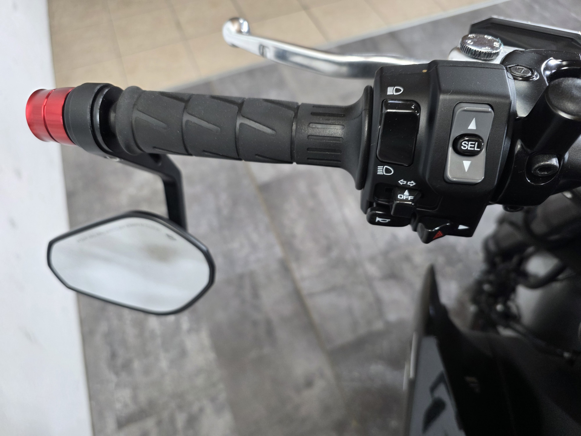 KAWASAKI Z 900-showroom-element-3