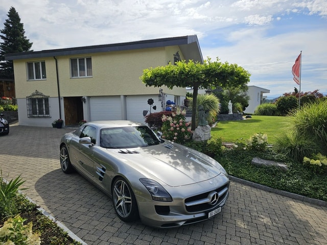 Mercedes-Benz SLS 63 AMG