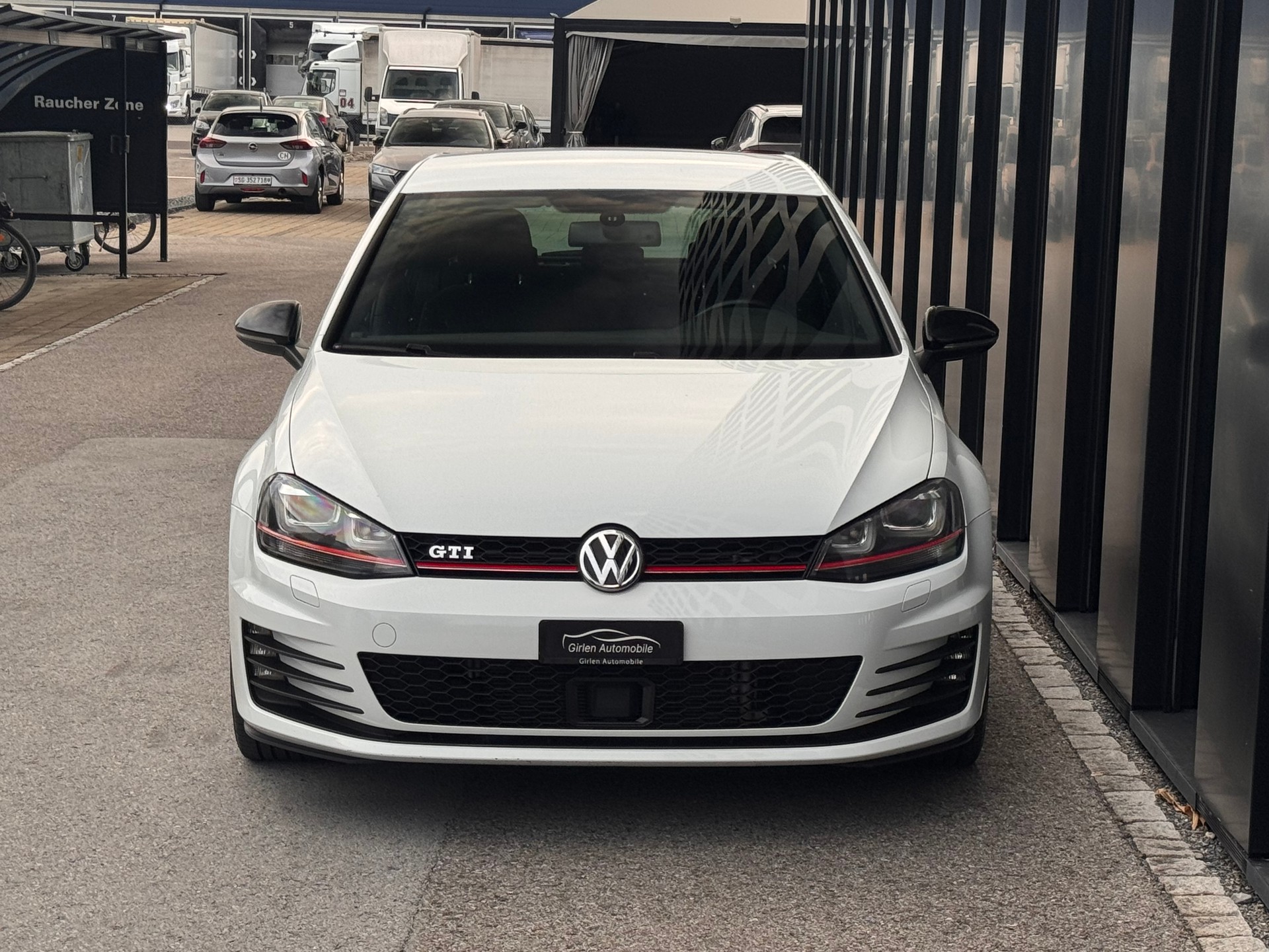 VW Golf 2.0 TSI GTI-image-6