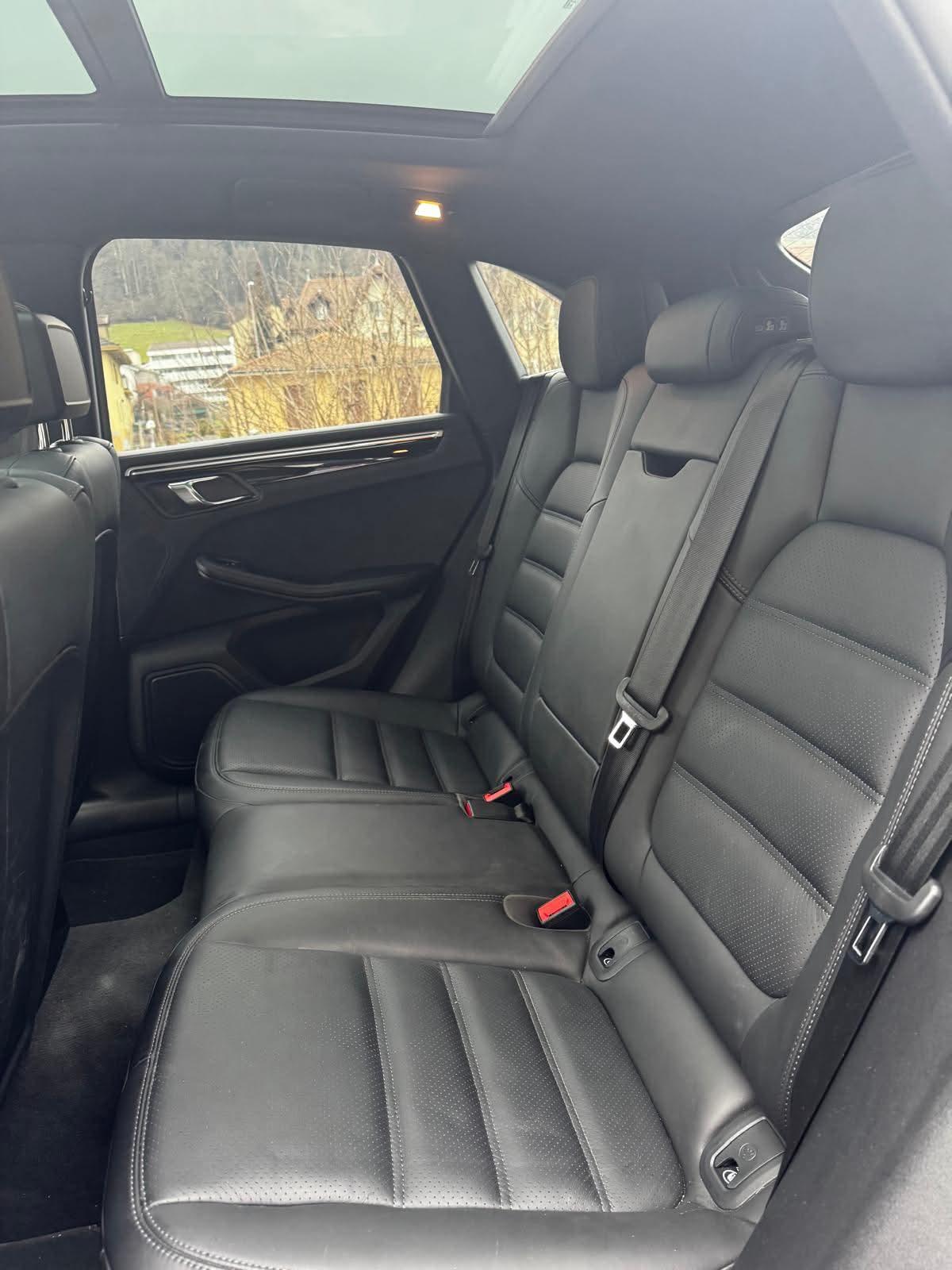 PORSCHE Macan S PDK-image-7