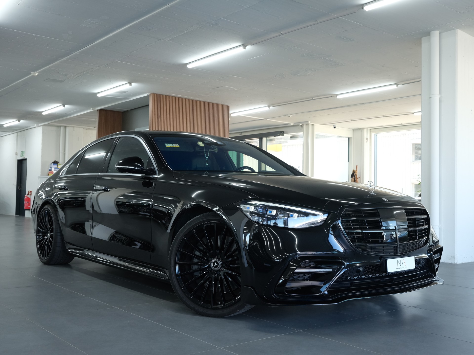MERCEDES-BENZ S 400 d 4Matic AMG Line 9G-Tronic *Brabus Optik* *360 Kamera* *Panorama*-image-0