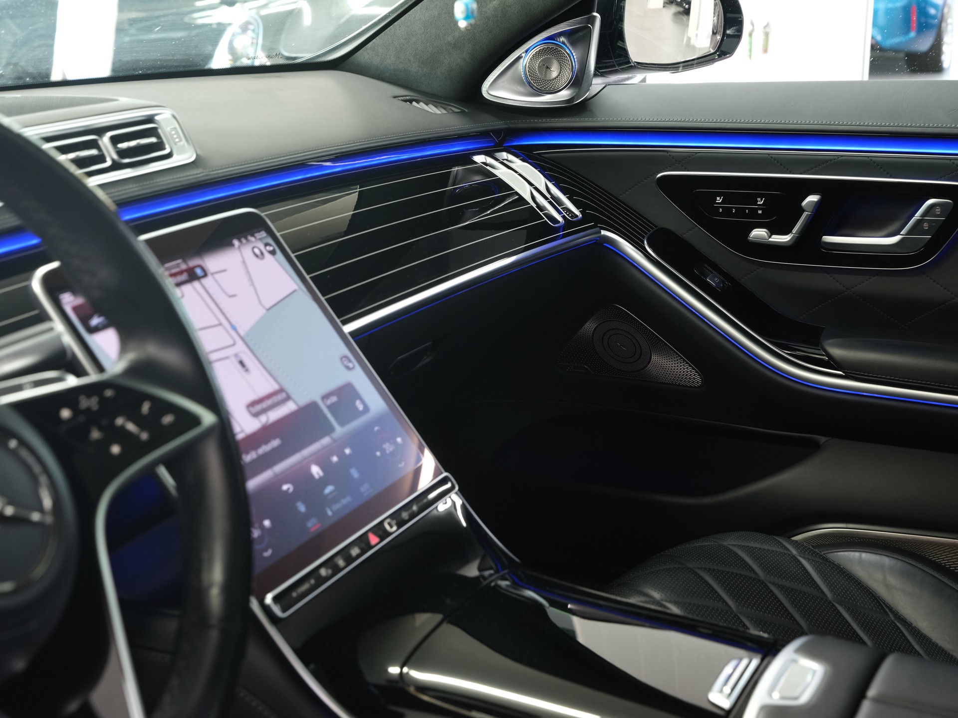 MERCEDES-BENZ S 400 d 4Matic AMG Line 9G-Tronic *Brabus Optik* *360 Kamera* *Panorama*-image-26