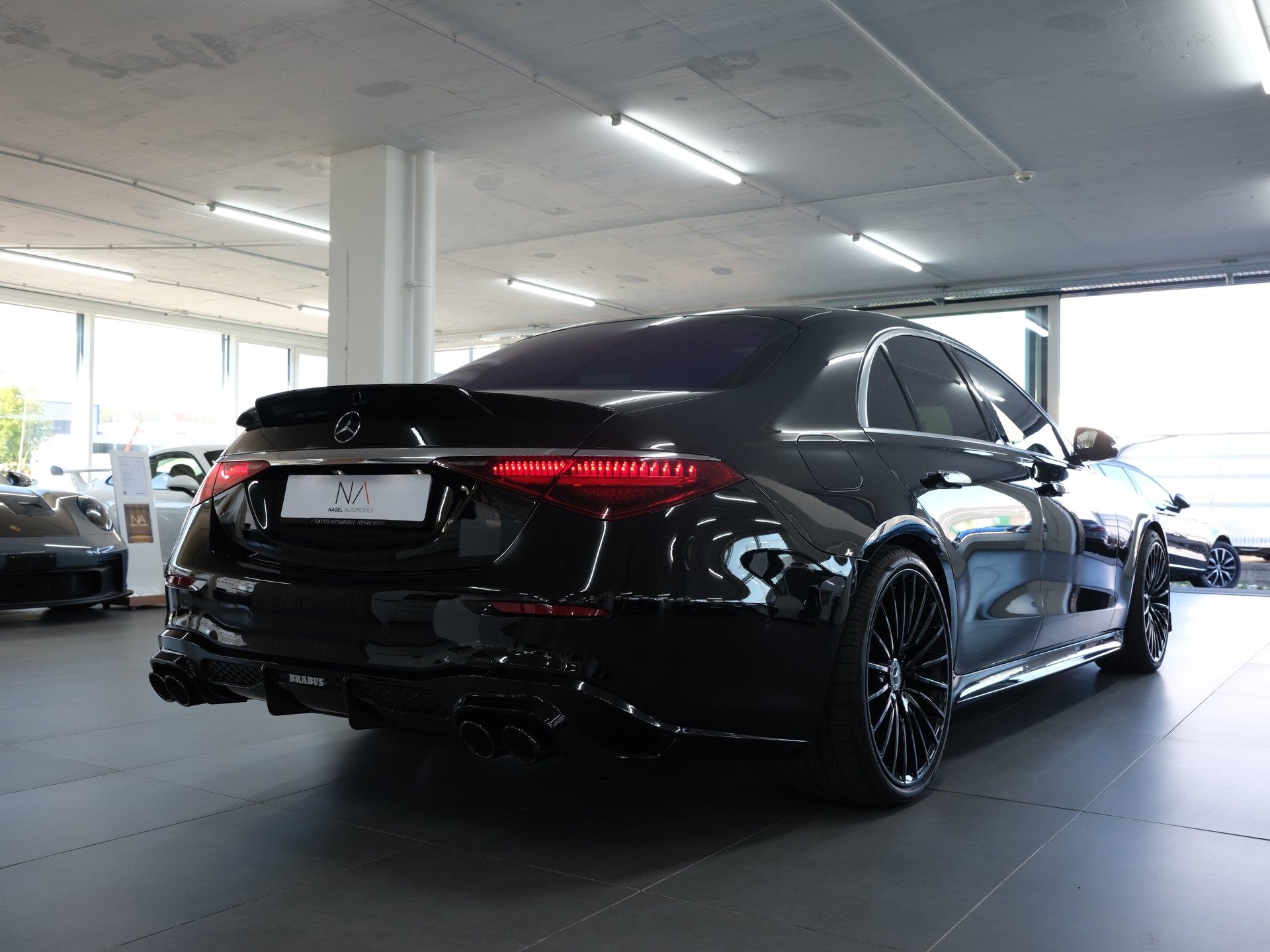 MERCEDES-BENZ S 400 d 4Matic AMG Line 9G-Tronic *Brabus Optik* *360 Kamera* *Panorama*-image-2
