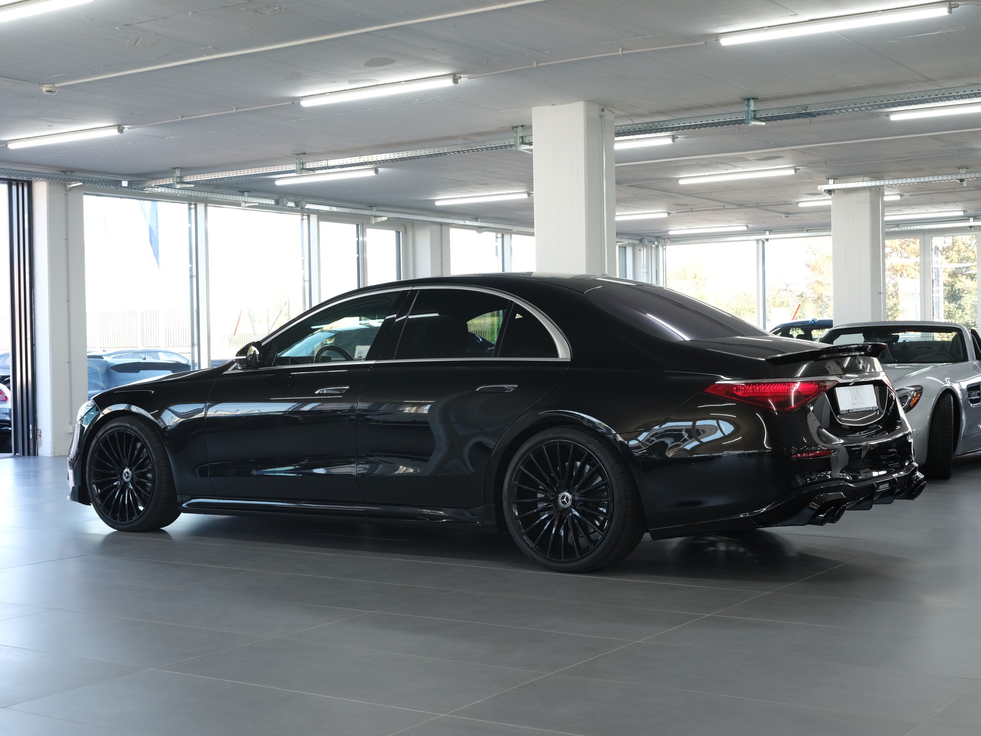 MERCEDES-BENZ S 400 d 4Matic AMG Line 9G-Tronic *Brabus Optik* *360 Kamera* *Panorama*-image-21