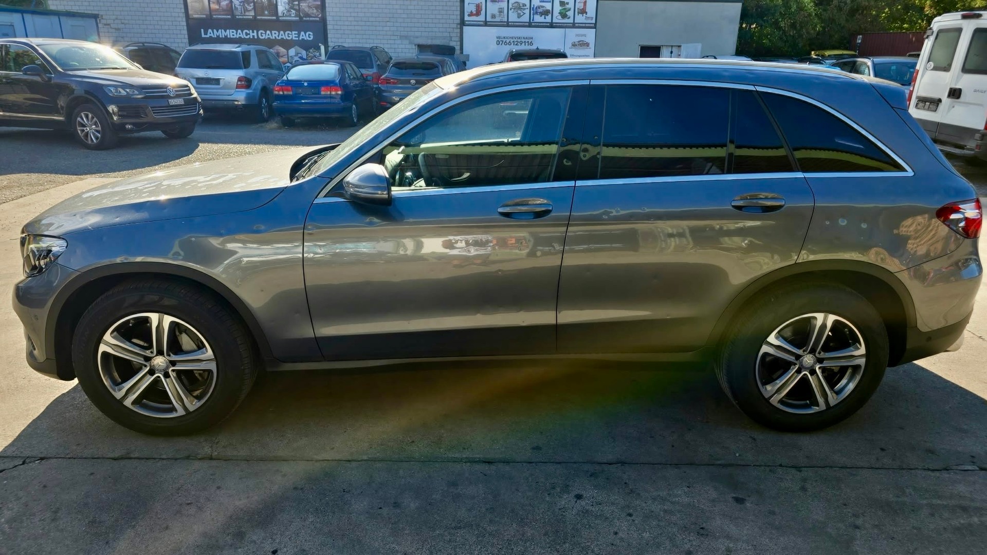 MERCEDES-BENZ GLC 250 d 4Matic 9G-Tronic-image-5