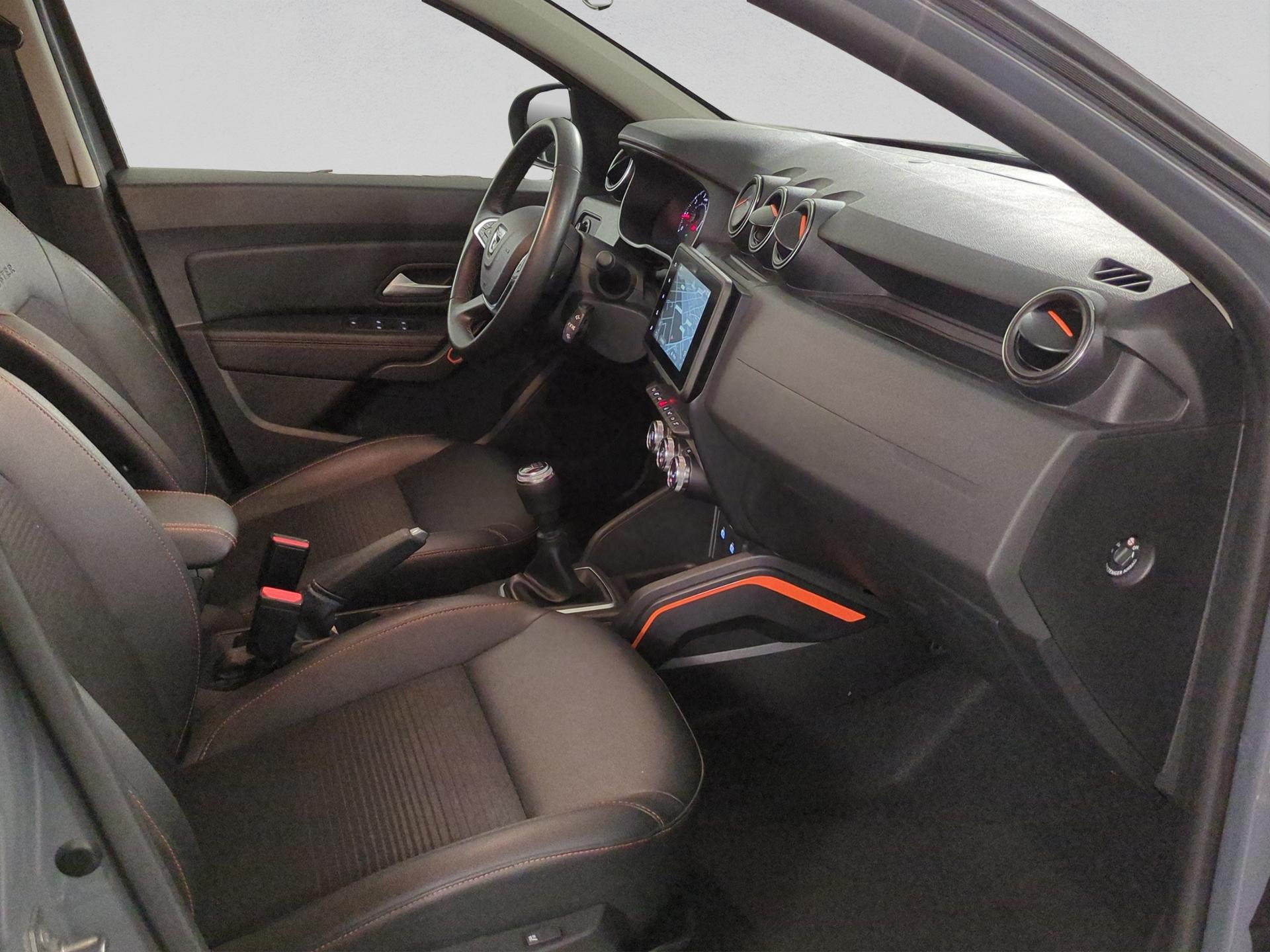 DACIA Duster TCe 150 Extreme 4x4-image-15