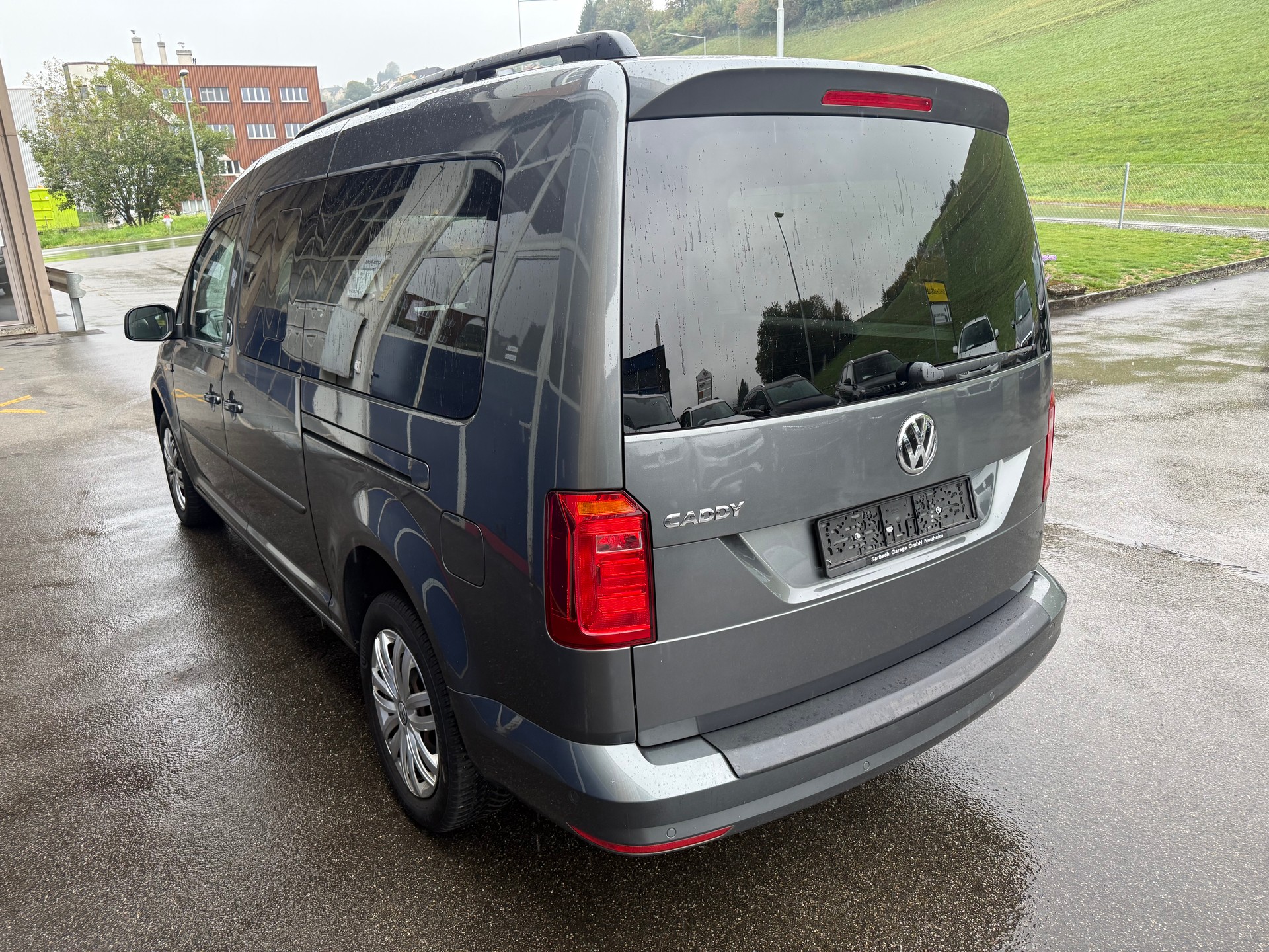 VW Caddy Maxi 1.4 TSI Trendline DSG-image-3