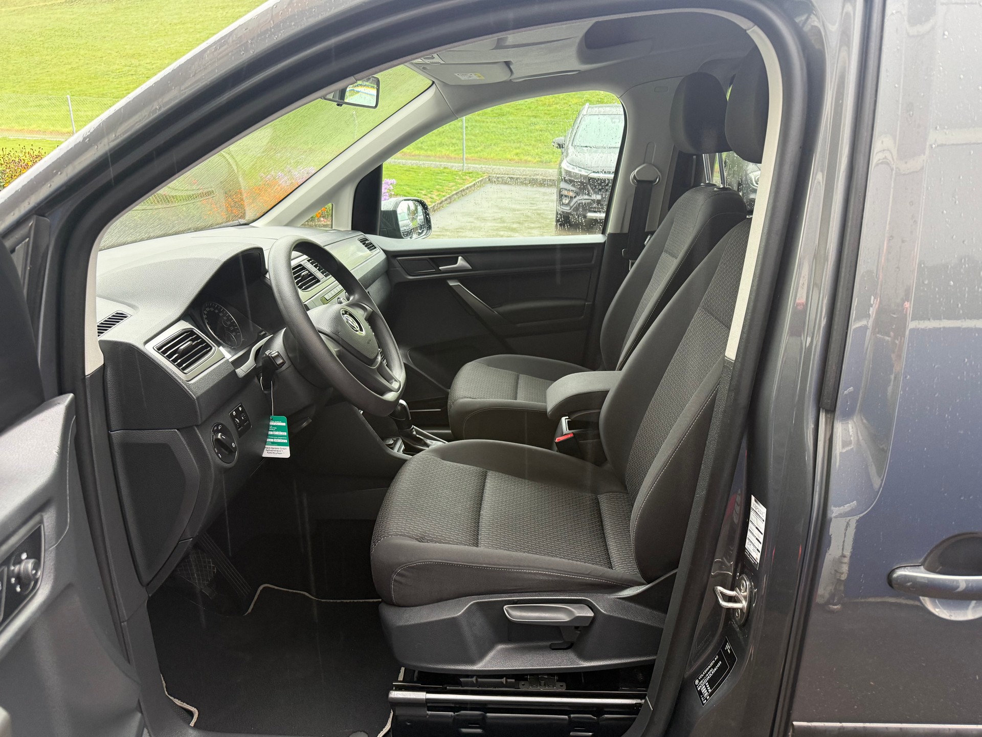 VW Caddy Maxi 1.4 TSI Trendline DSG-image-7