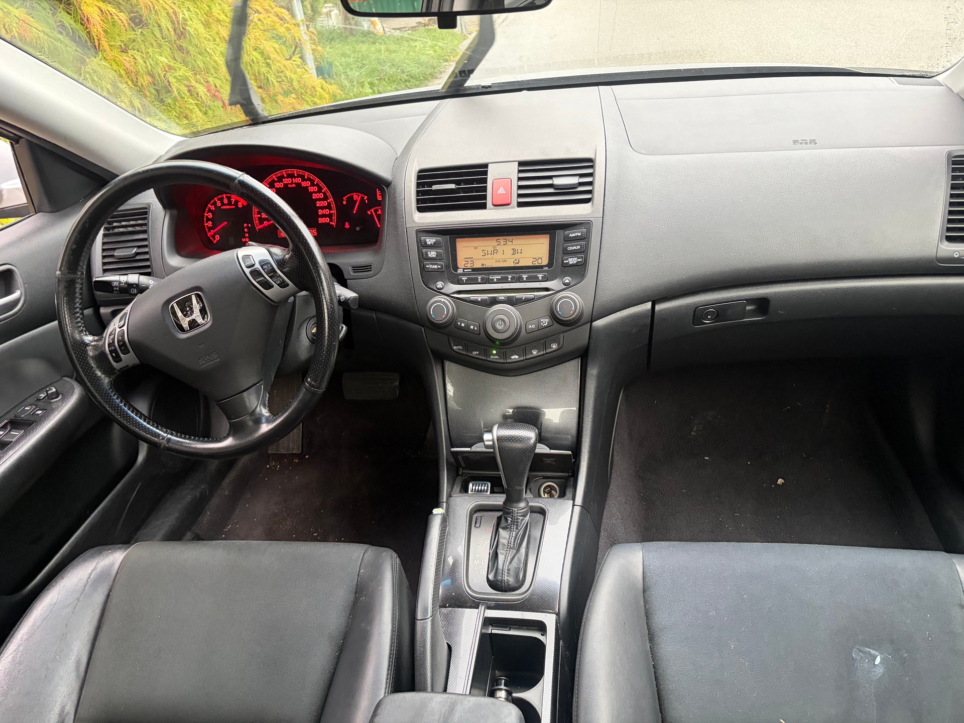 HONDA Accord 2.0i-image-5