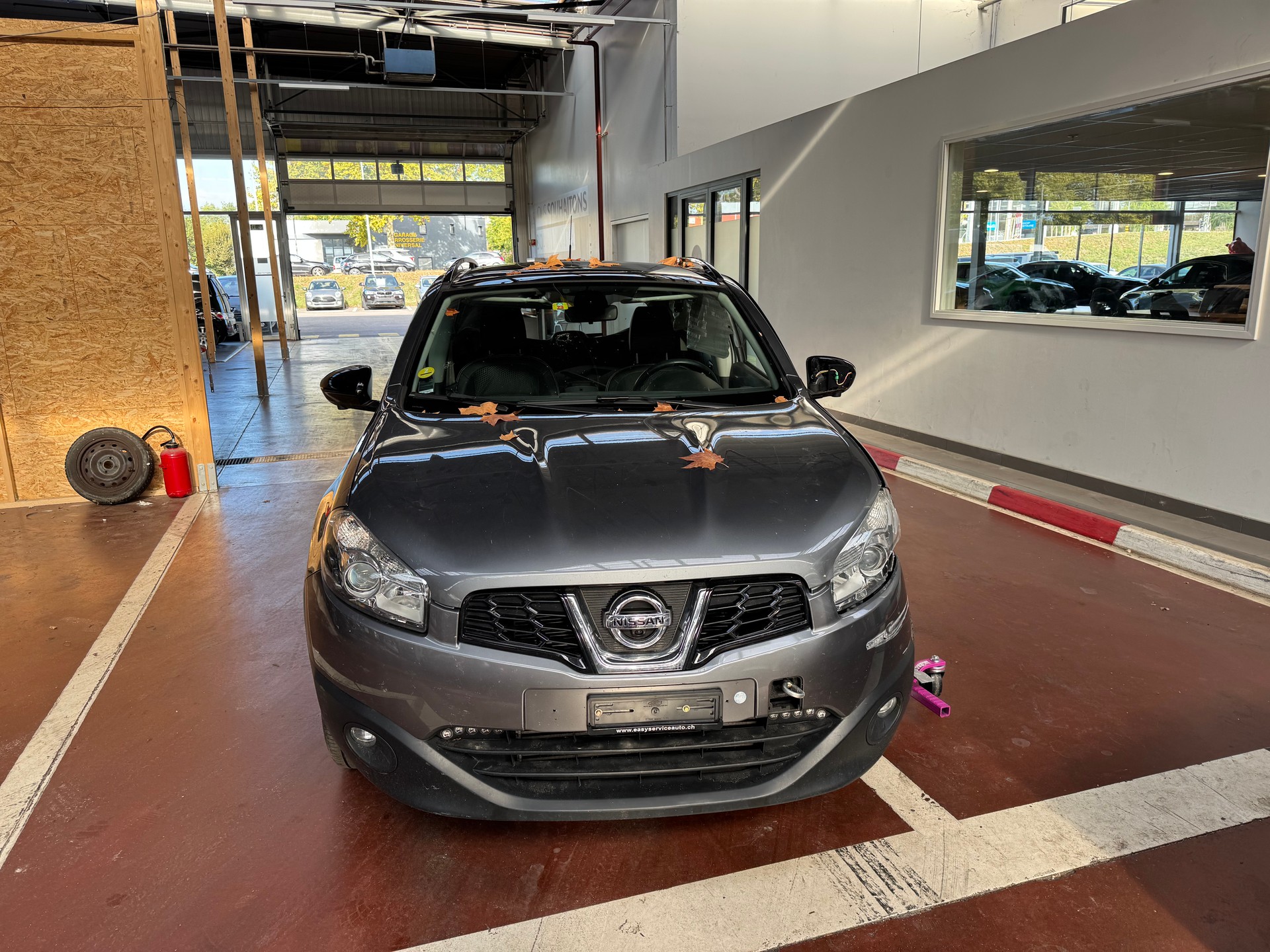 NISSAN Qashqai 1.6 dCi iStop tekna-image-2