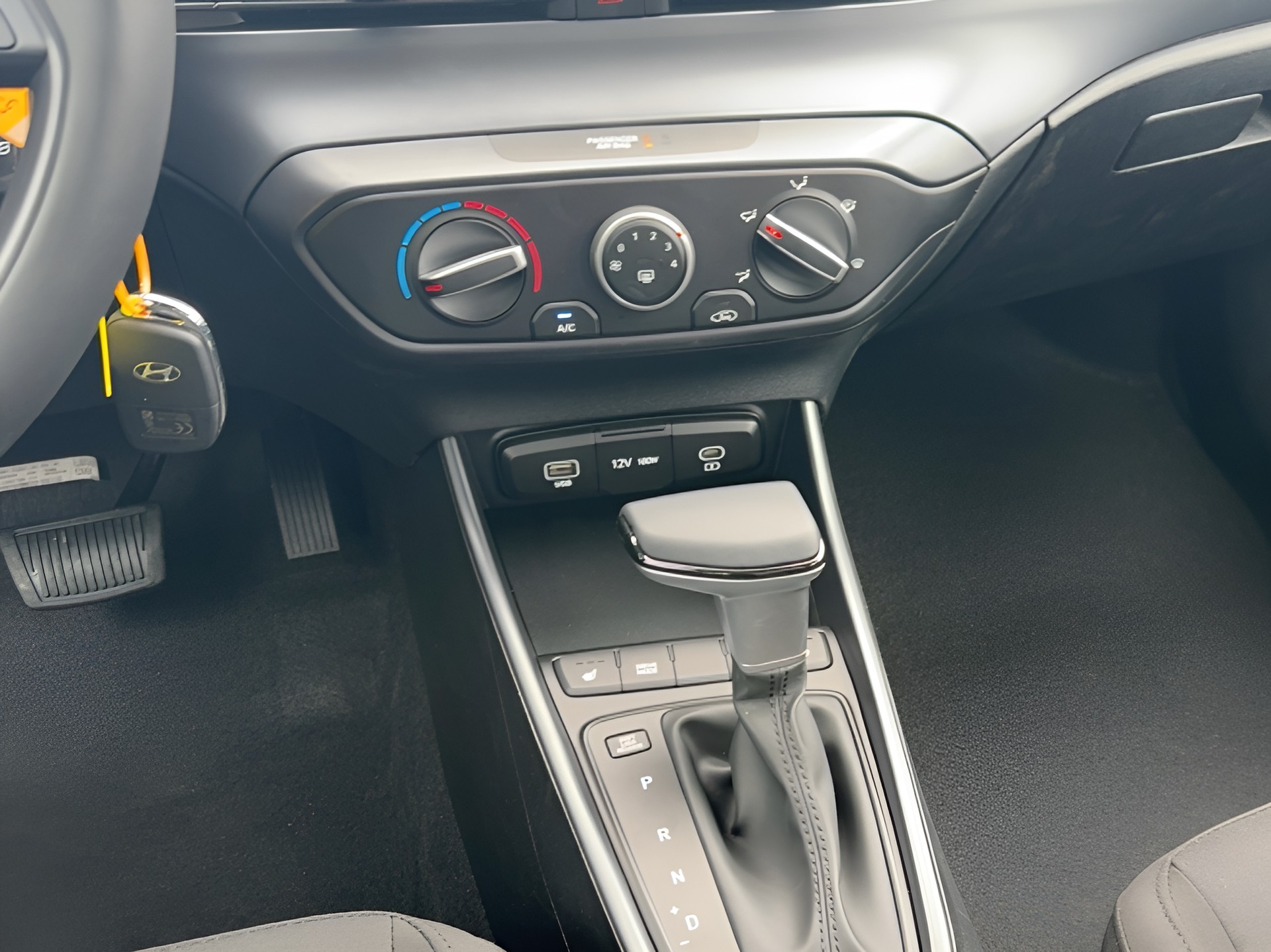 HYUNDAI i20 1.0 T-GDi Amplia GO! DCT-image-13