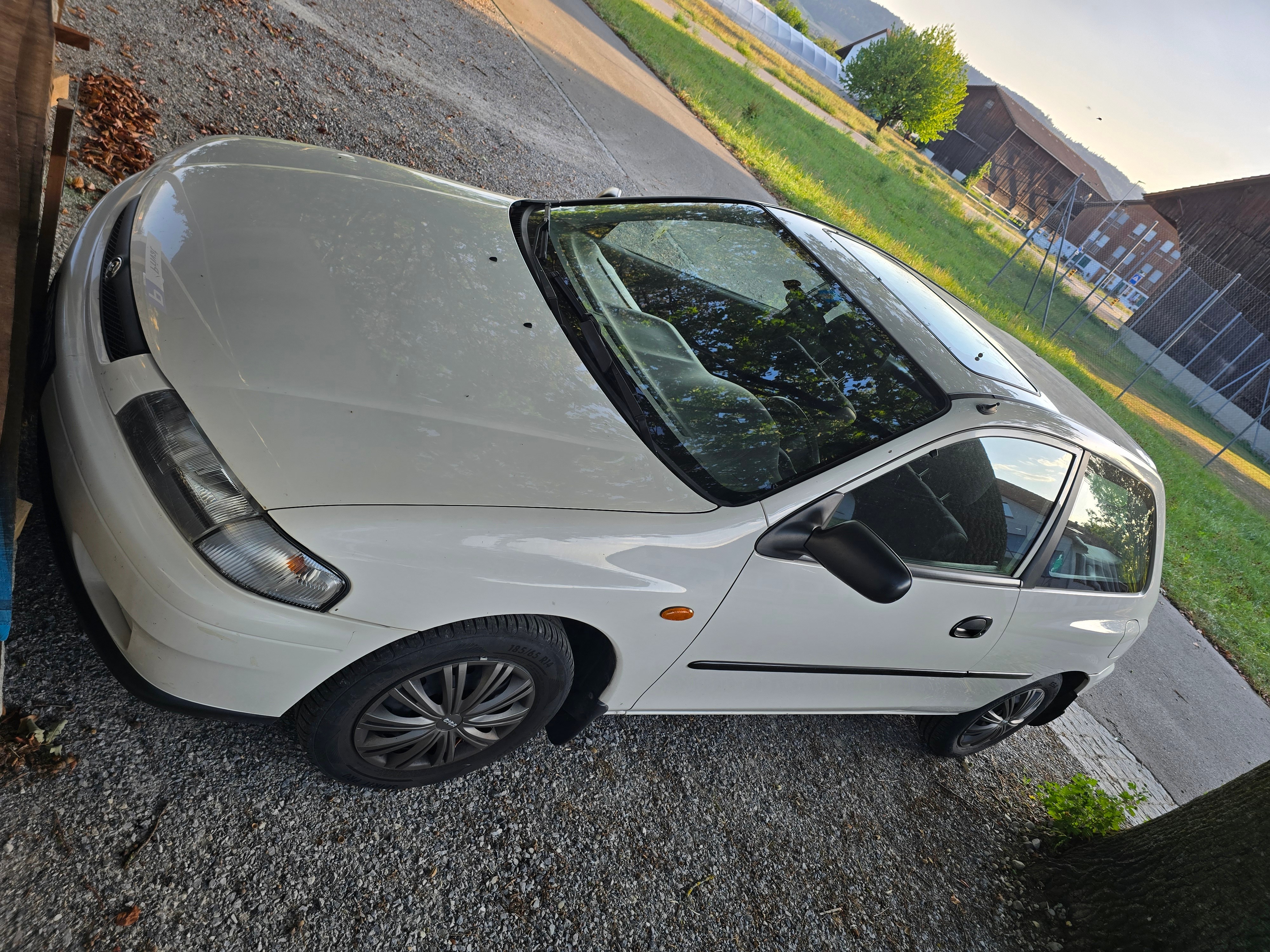 Car photo