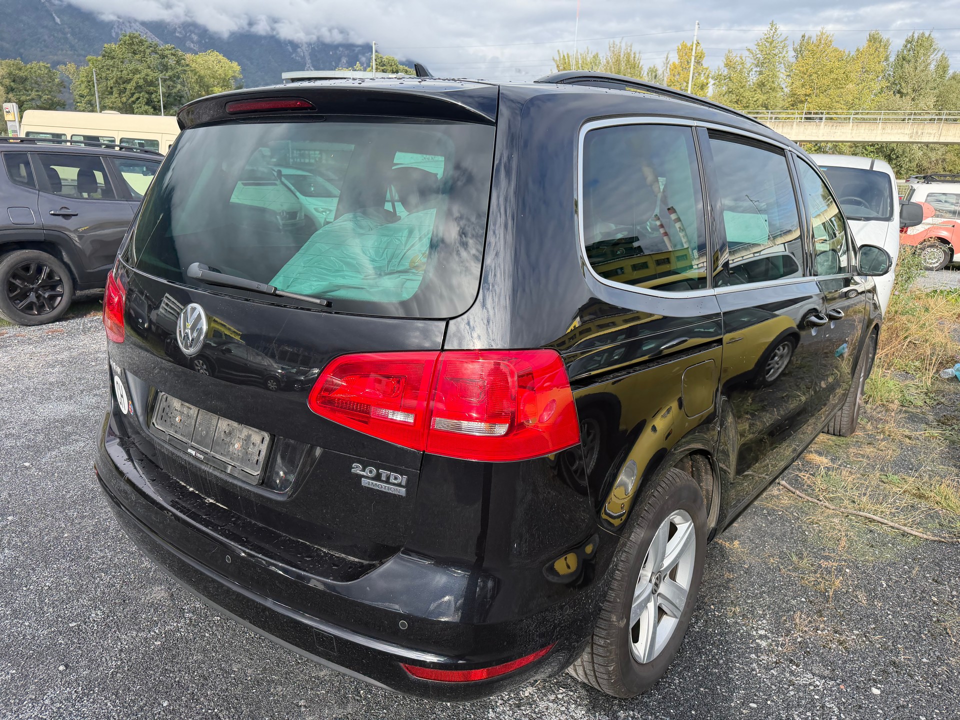 VW Sharan 2.0 TDI BMT Design 4Motion-image-6