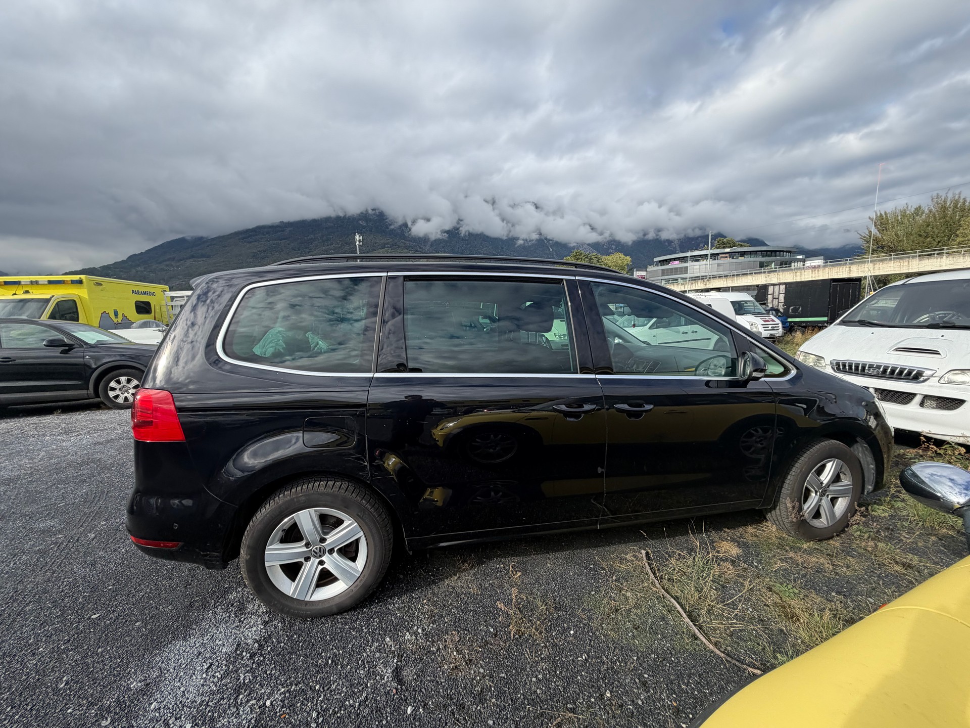 VW Sharan 2.0 TDI BMT Design 4Motion-image-5